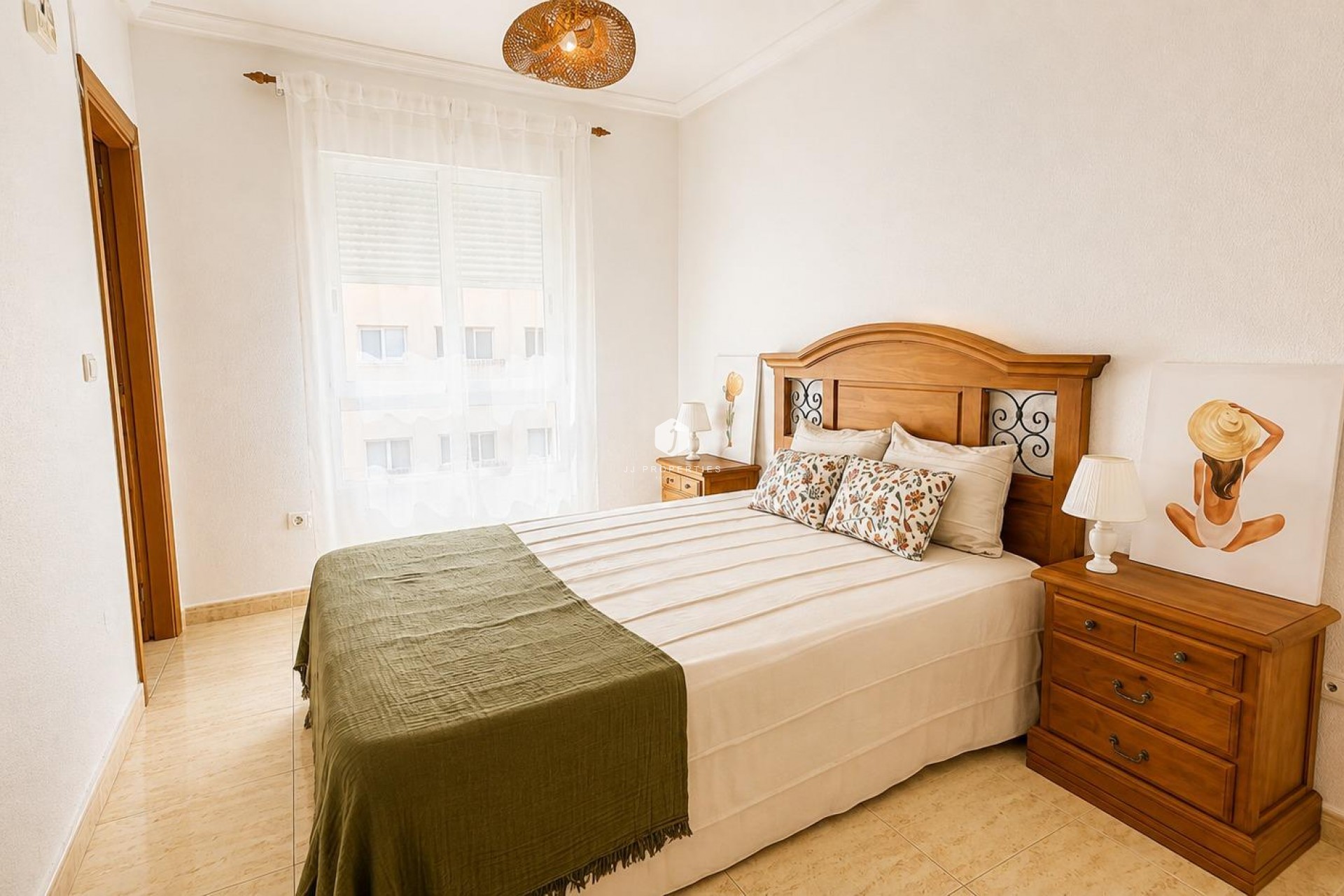 Segunda mano - Apartamento / piso -
Torrevieja - PARQUE DE LAS NACIONES