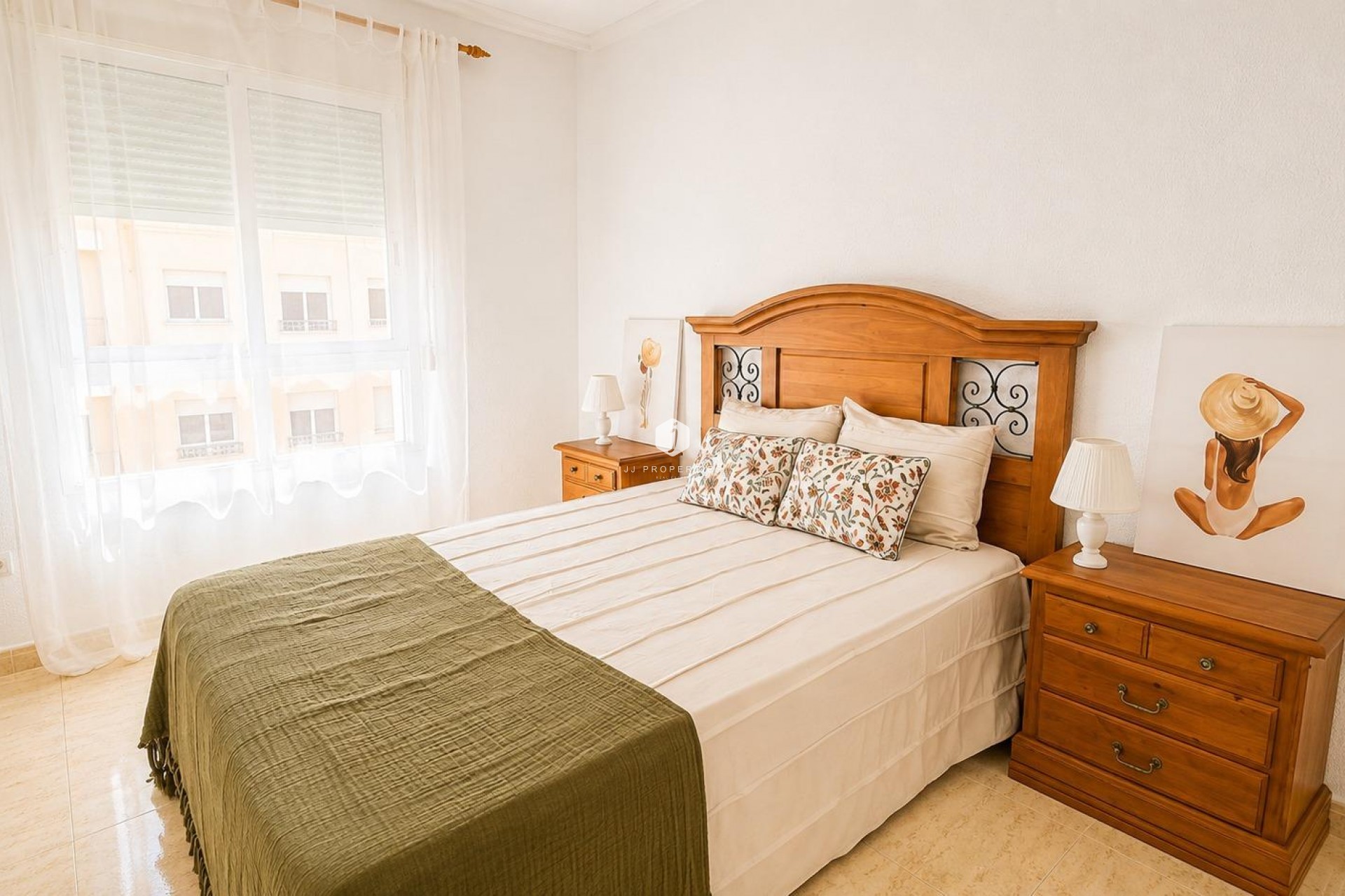 Segunda mano - Apartamento / piso -
Torrevieja - PARQUE DE LAS NACIONES