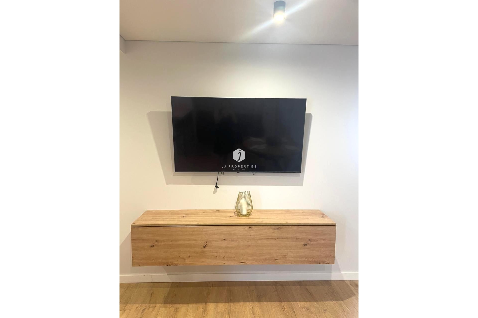 Segunda mano - Apartamento / piso -
Torrevieja - Paseo maritimo