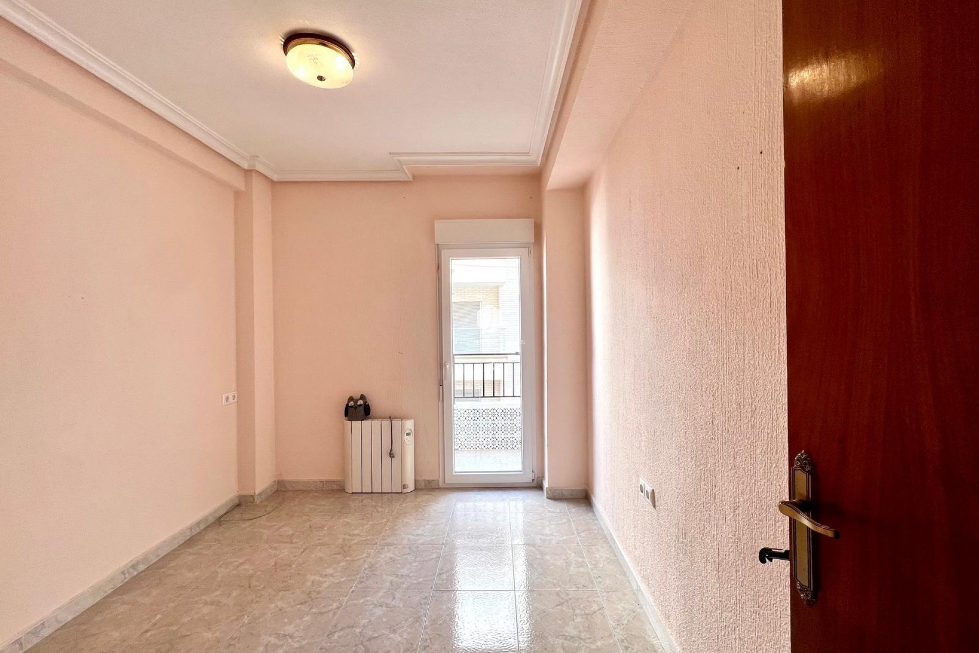 Segunda mano - Apartamento / piso -
Torrevieja - Paseo maritimo