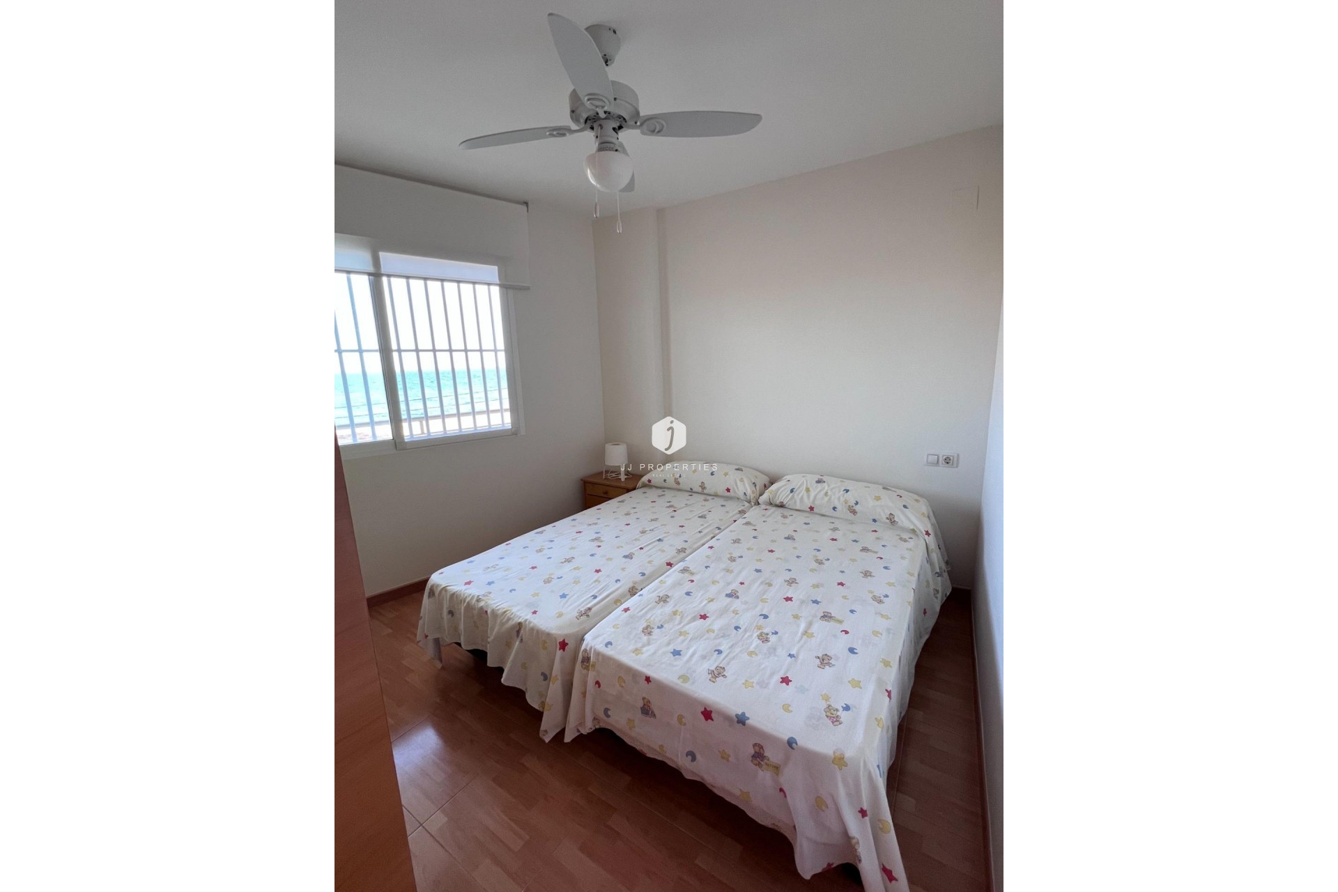 Segunda mano - Apartamento / piso -
Torrevieja - Playa de los Locos