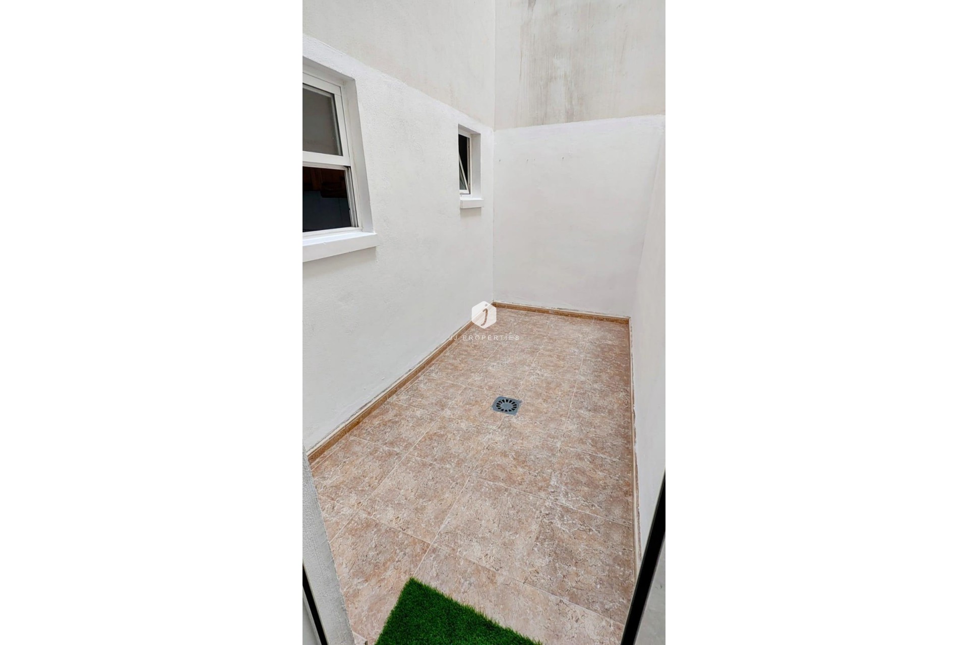 Segunda mano - Apartamento / piso -
Torrevieja - Playa de los Locos