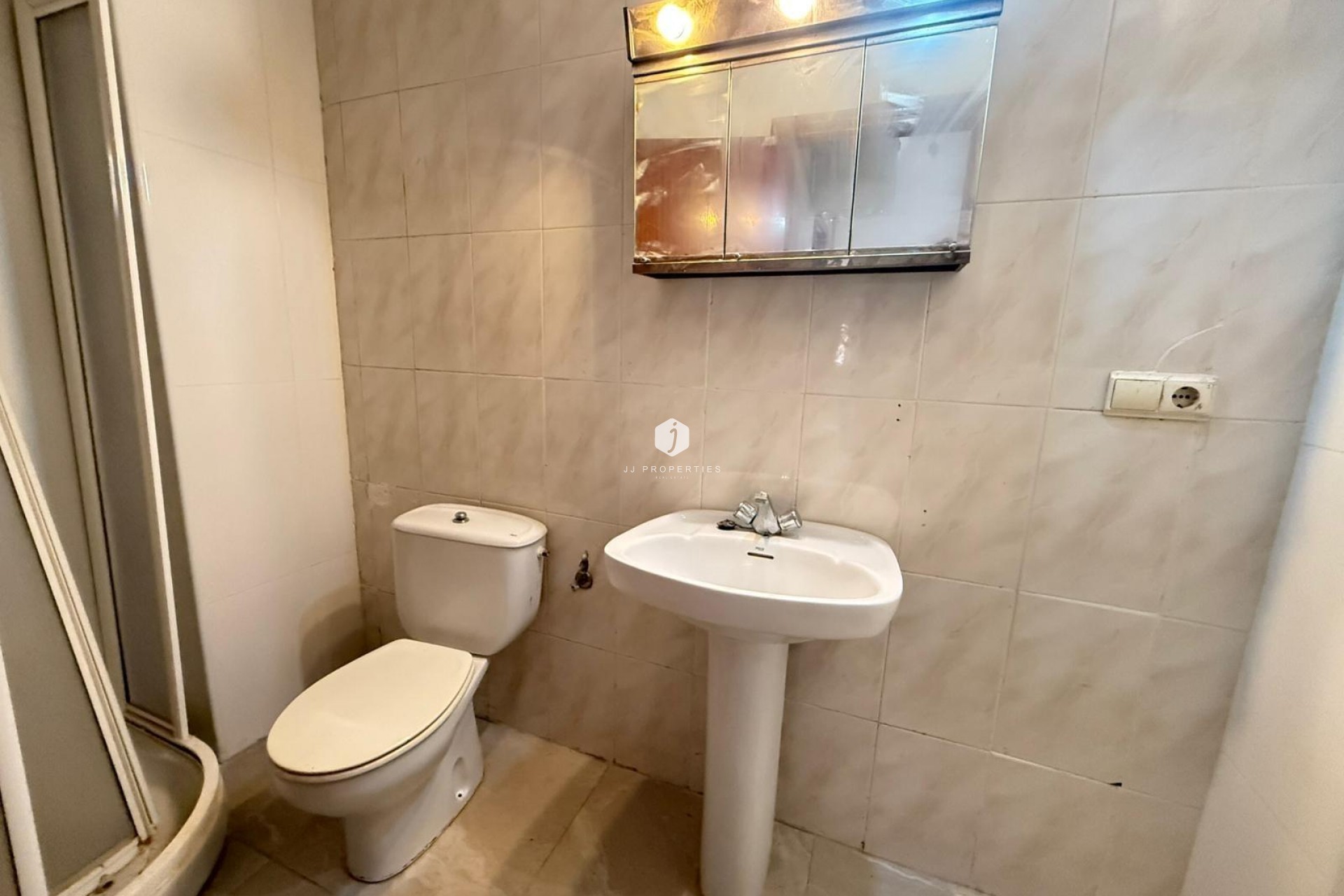 Segunda mano - Apartamento / piso -
Torrevieja - Playa de los Locos