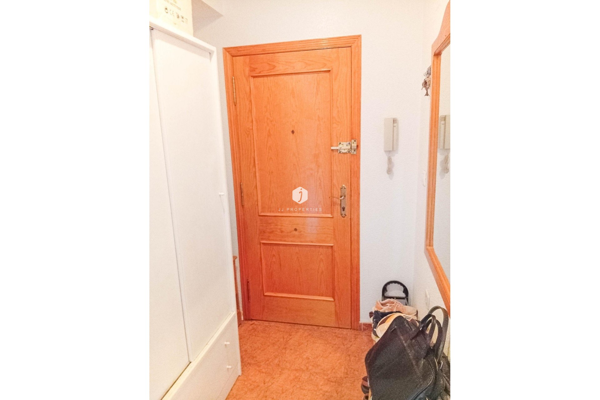 Segunda mano - Apartamento / piso -
Torrevieja - Playa de los Locos