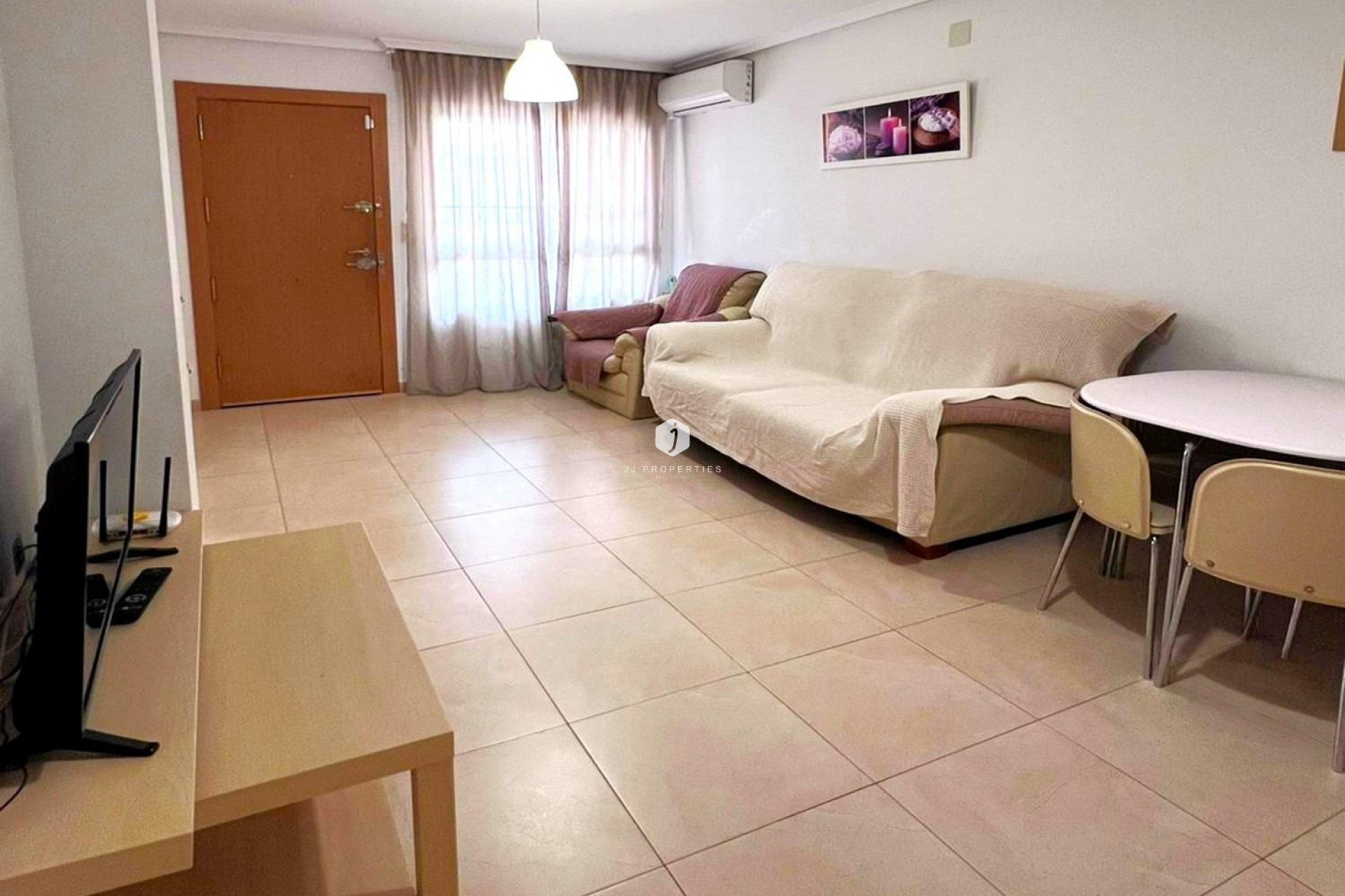 Segunda mano - Apartamento / piso -
Torrevieja - Playa de los Locos