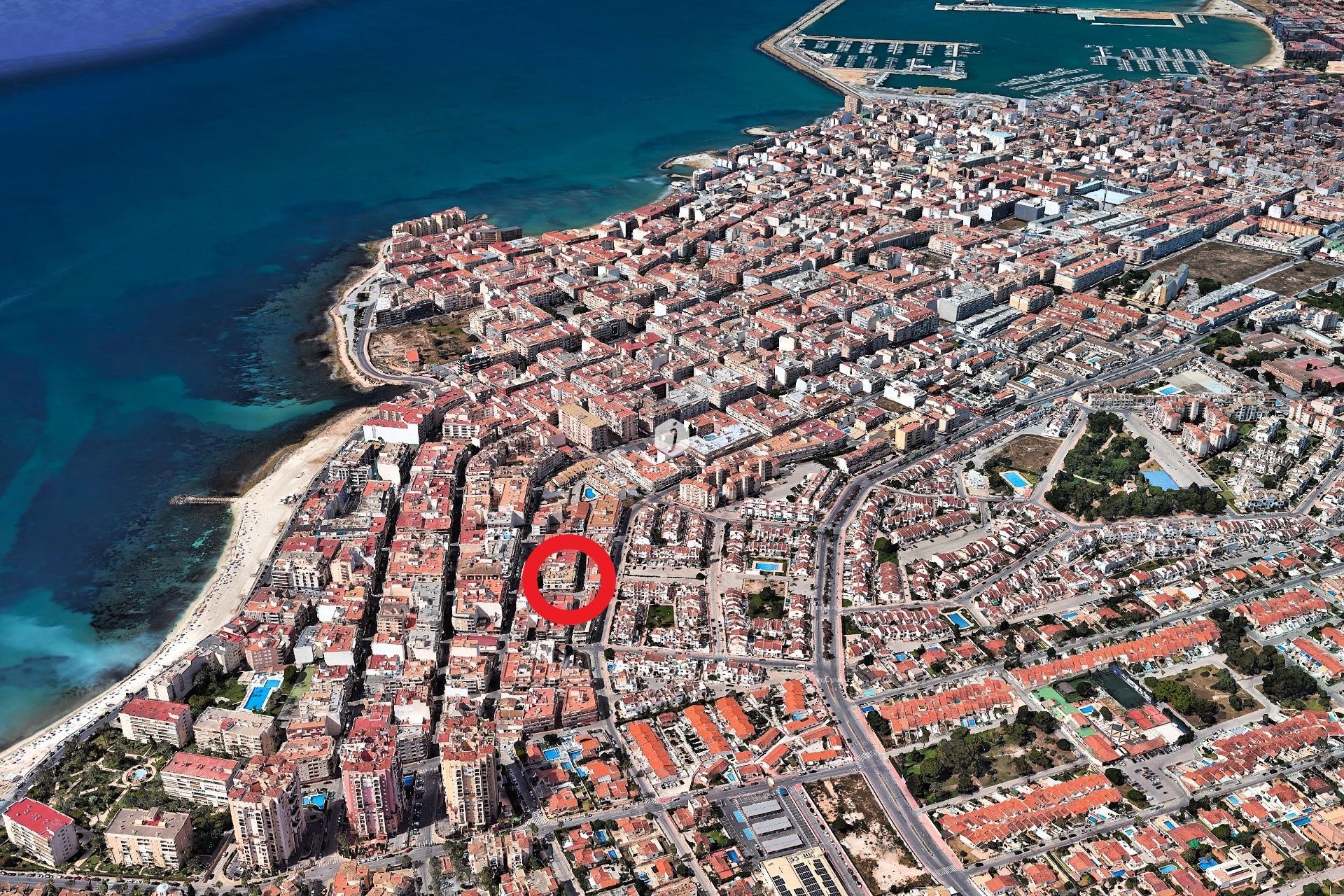 Segunda mano - Apartamento / piso -
Torrevieja - Playa de los Locos