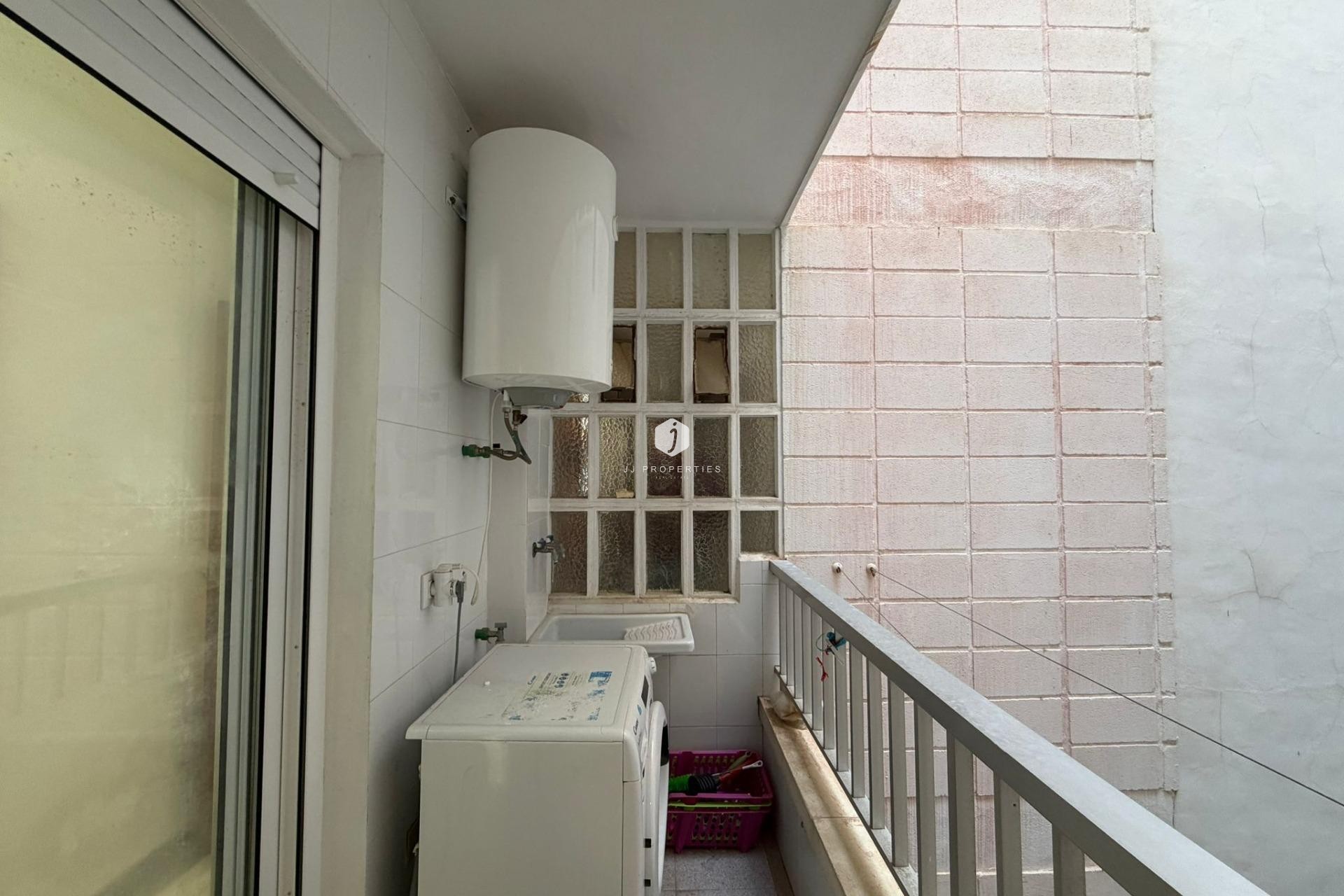 Segunda mano - Apartamento / piso -
Torrevieja - Playa de los Locos