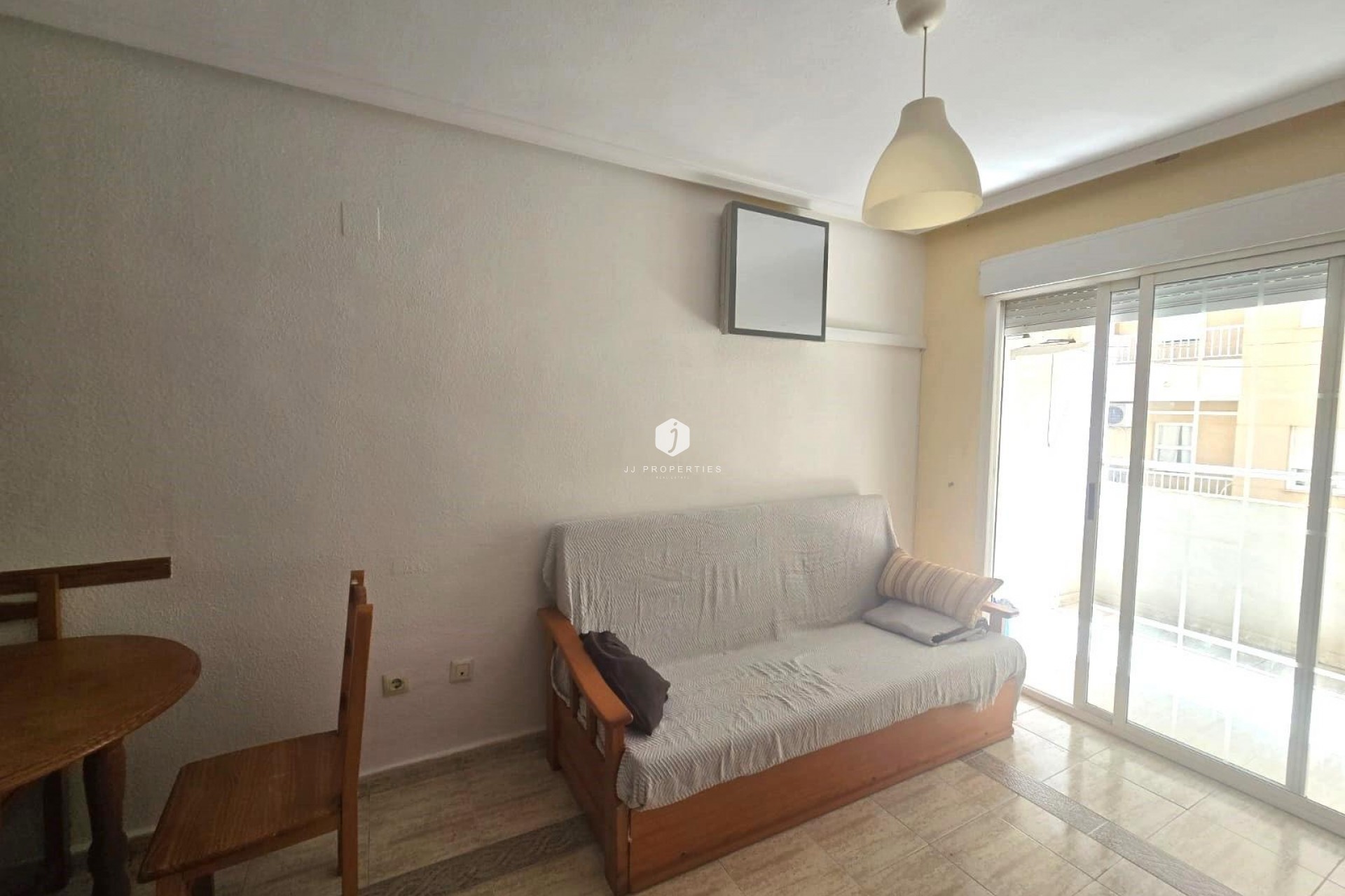 Segunda mano - Apartamento / piso -
Torrevieja - Playa de los Locos