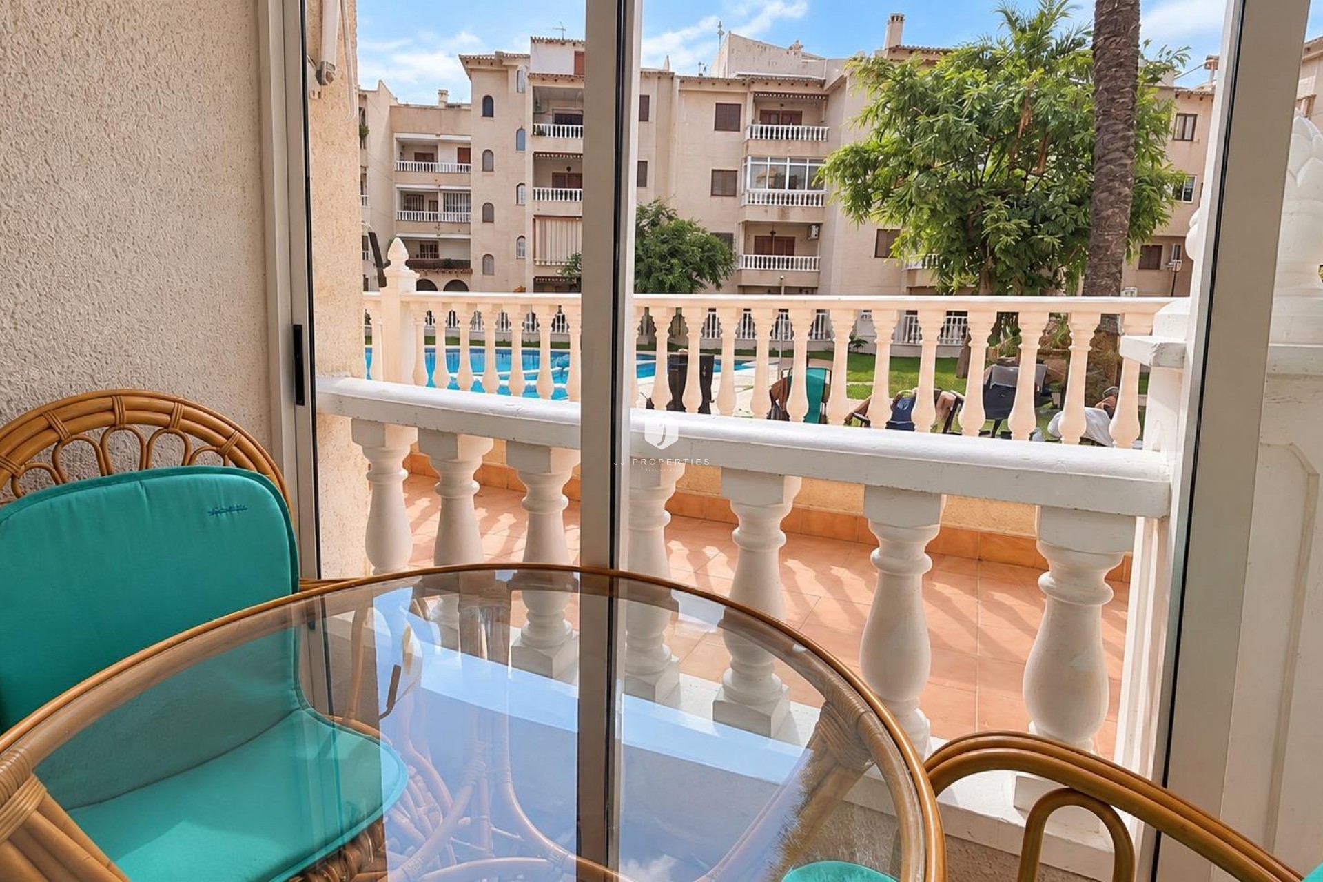 Segunda mano - Apartamento / piso -
Torrevieja - Playa de los Locos