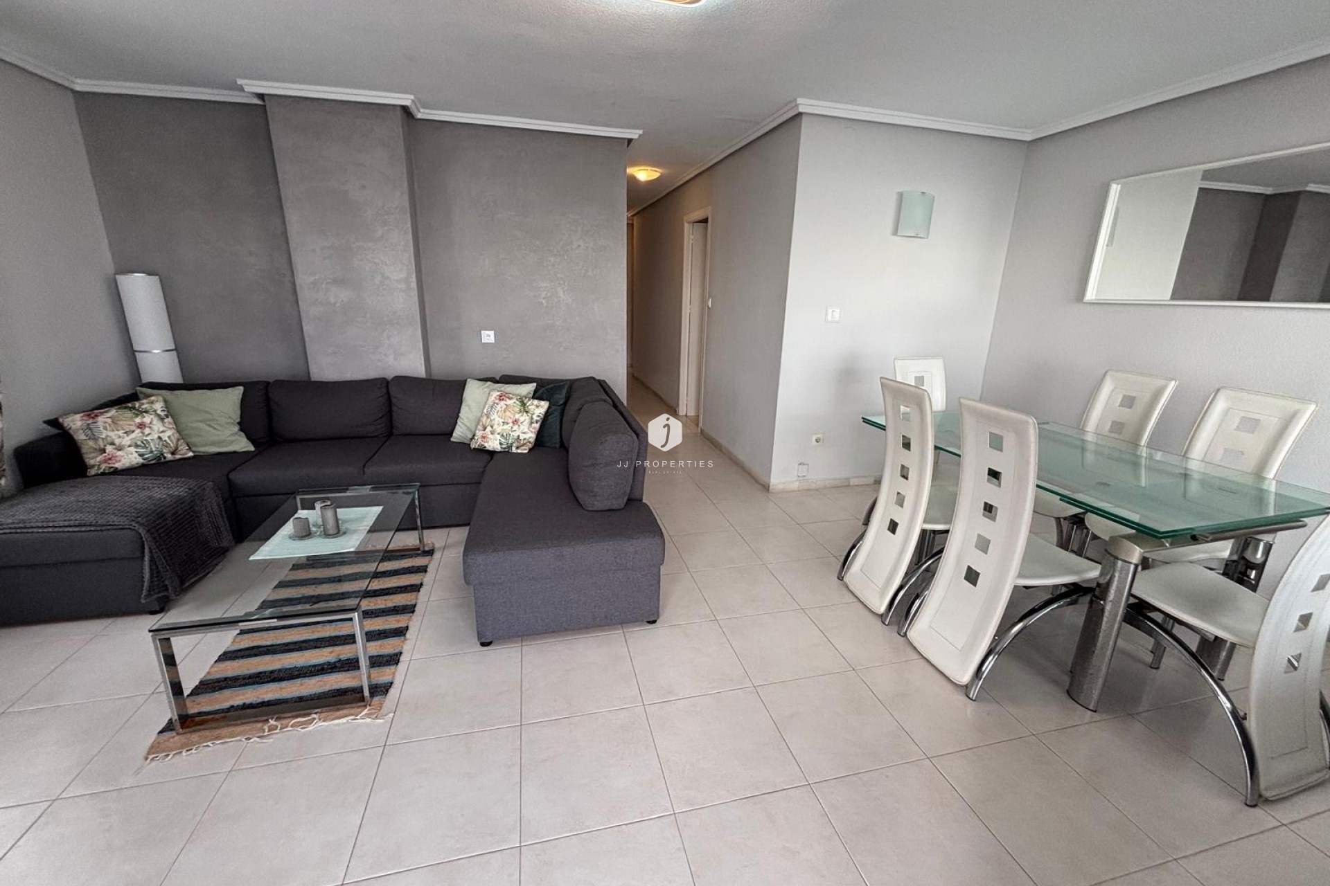 Segunda mano - Apartamento / piso -
Torrevieja - Playa de los Naufragos