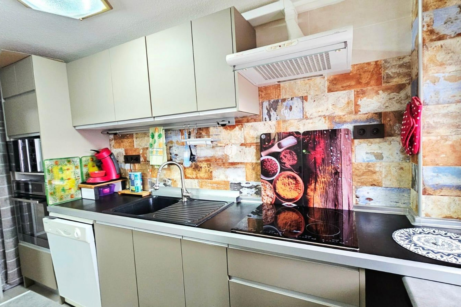 Segunda mano - Apartamento / piso -
Torrevieja - Playa de los Naufragos