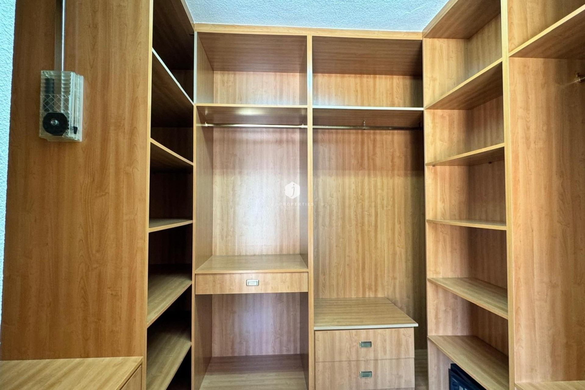 Segunda mano - Apartamento / piso -
Torrevieja - Playa del cura