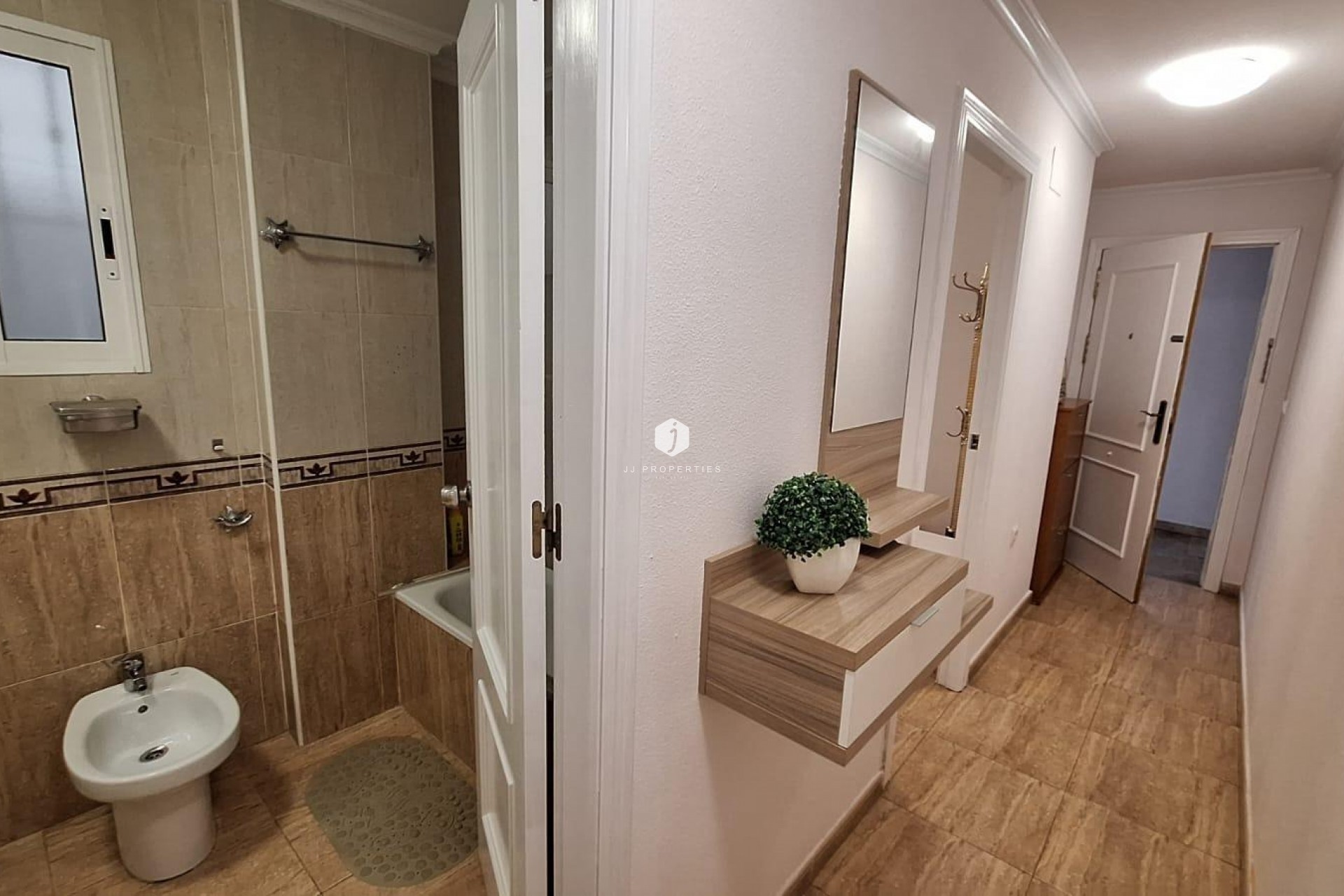 Segunda mano - Apartamento / piso -
Torrevieja - Playa del Cura