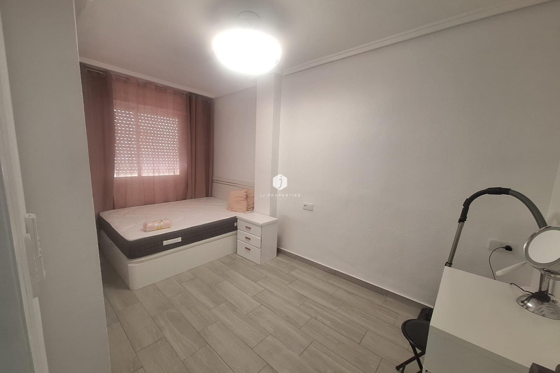 Segunda mano - Apartamento / piso -
Torrevieja - Playa del Cura
