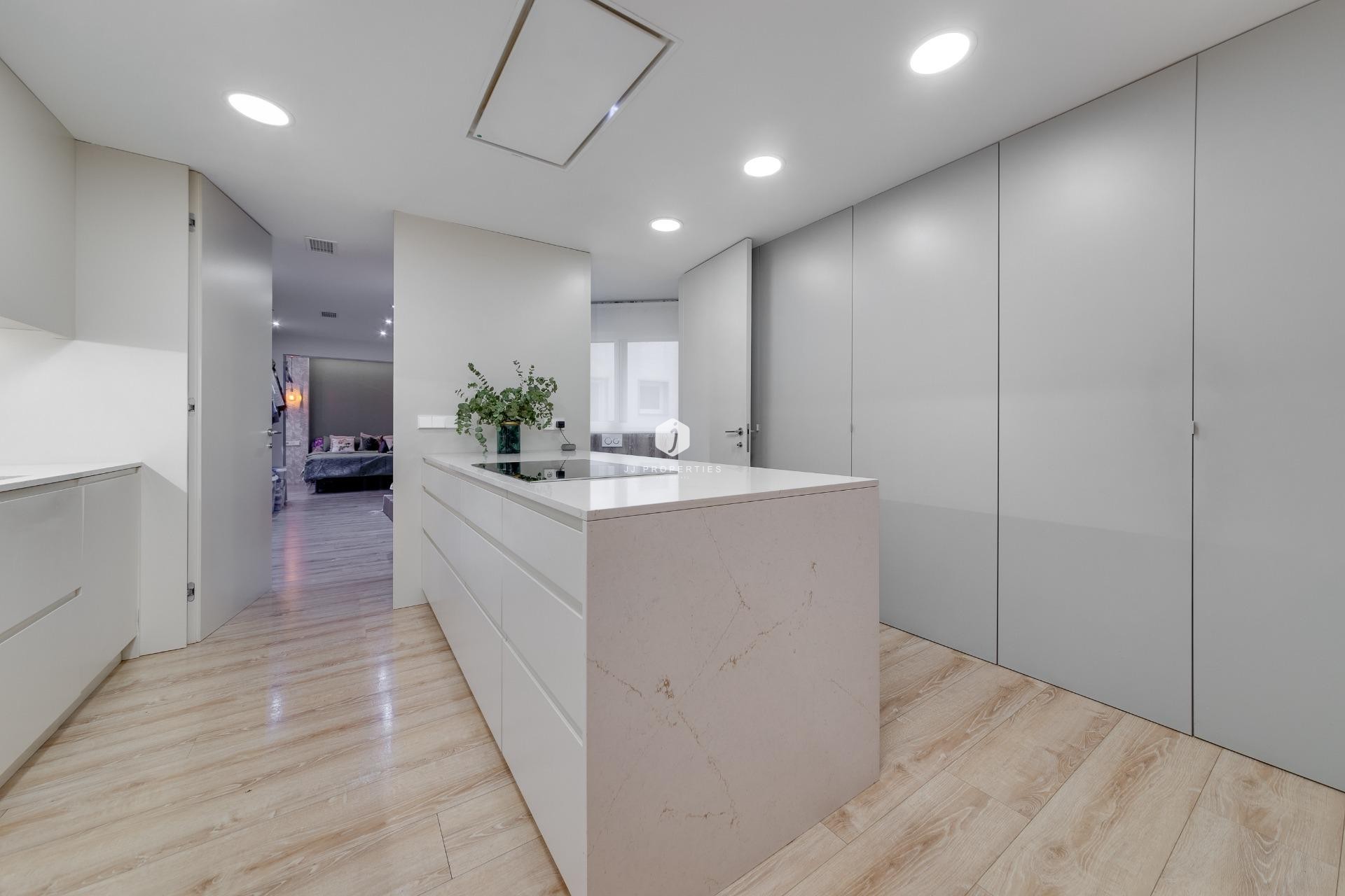 Segunda mano - Apartamento / piso -
Torrevieja - Playa del Cura