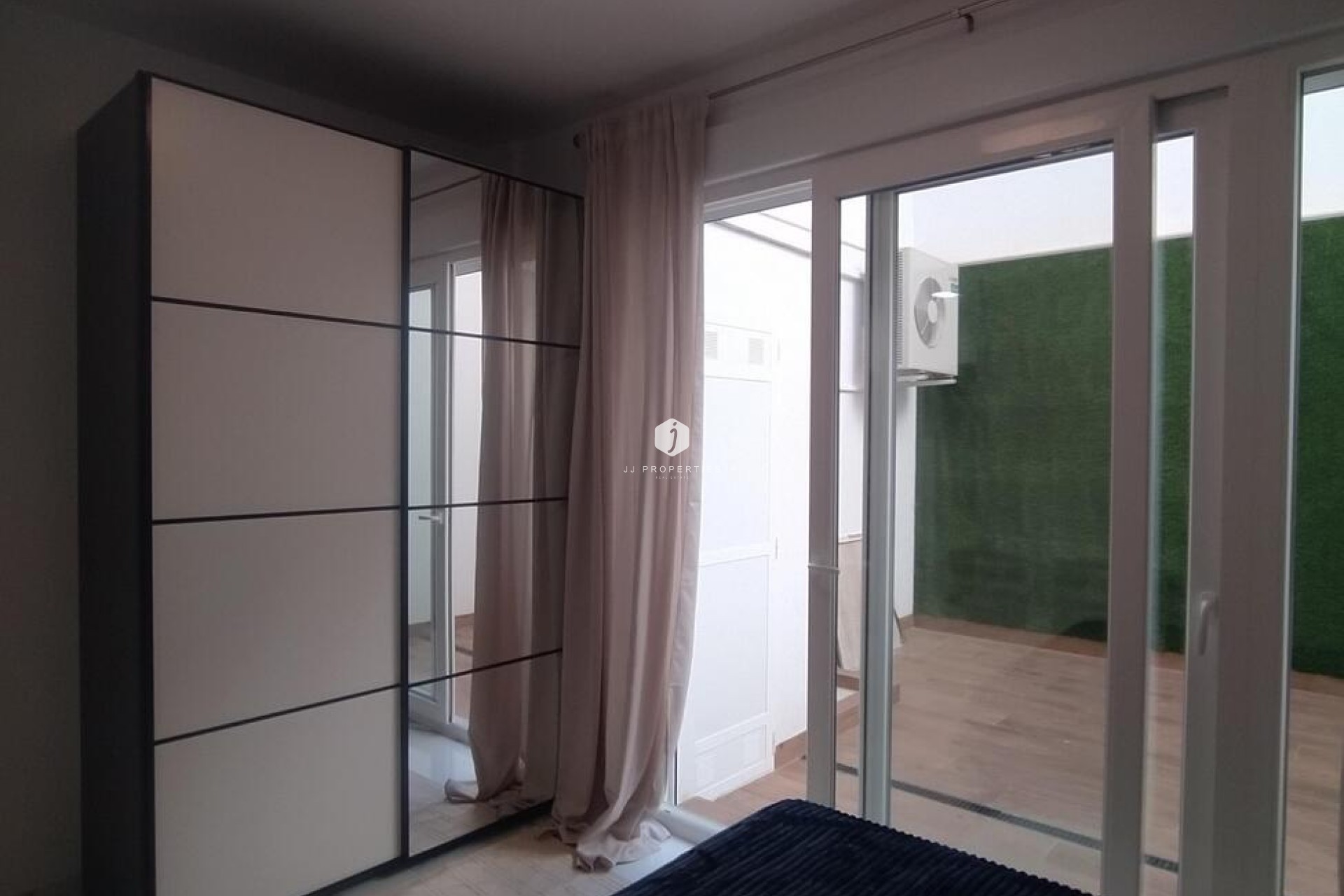 Segunda mano - Apartamento / piso -
Torrevieja - Playa del Cura