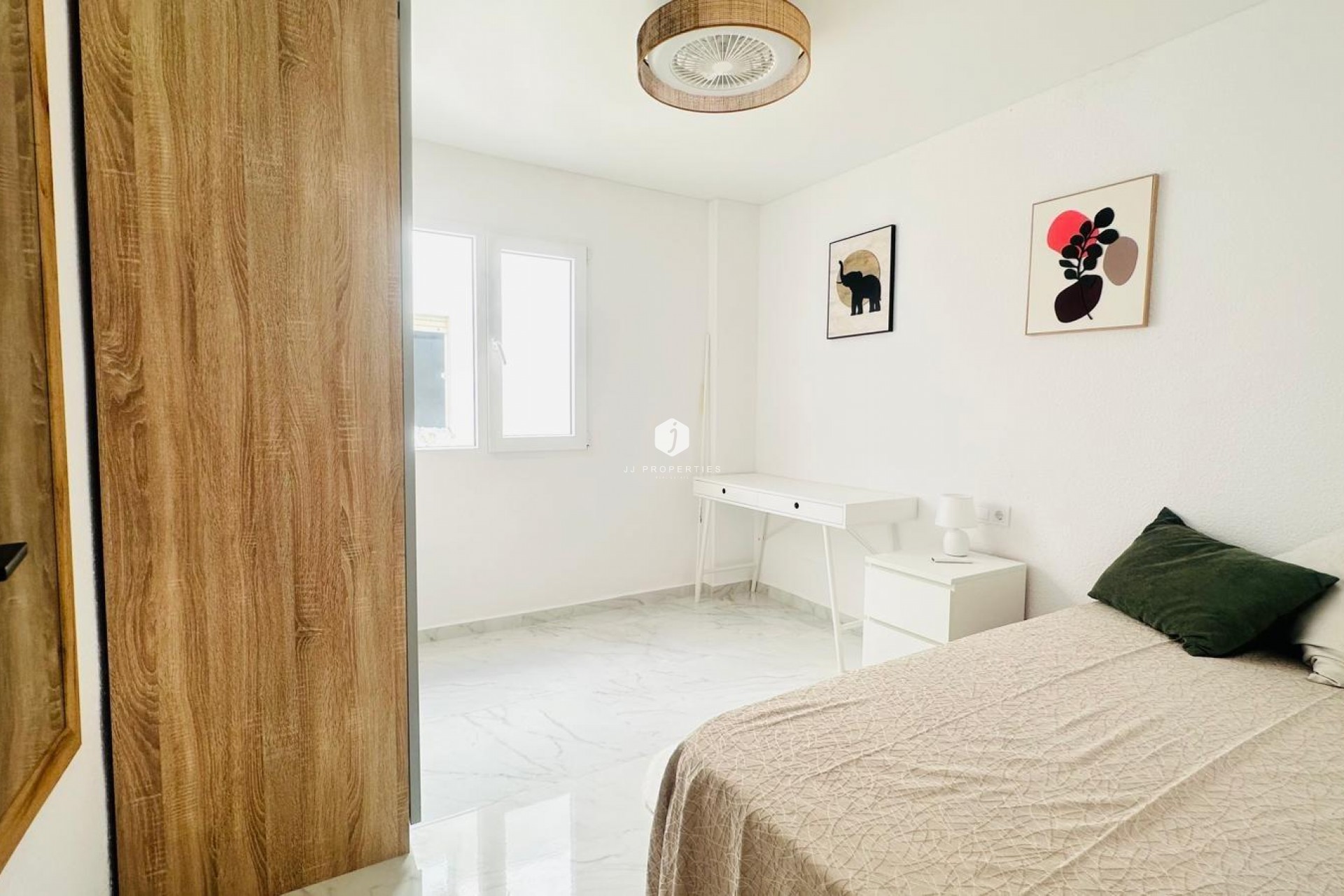 Segunda mano - Apartamento / piso -
Torrevieja - Playa del Cura