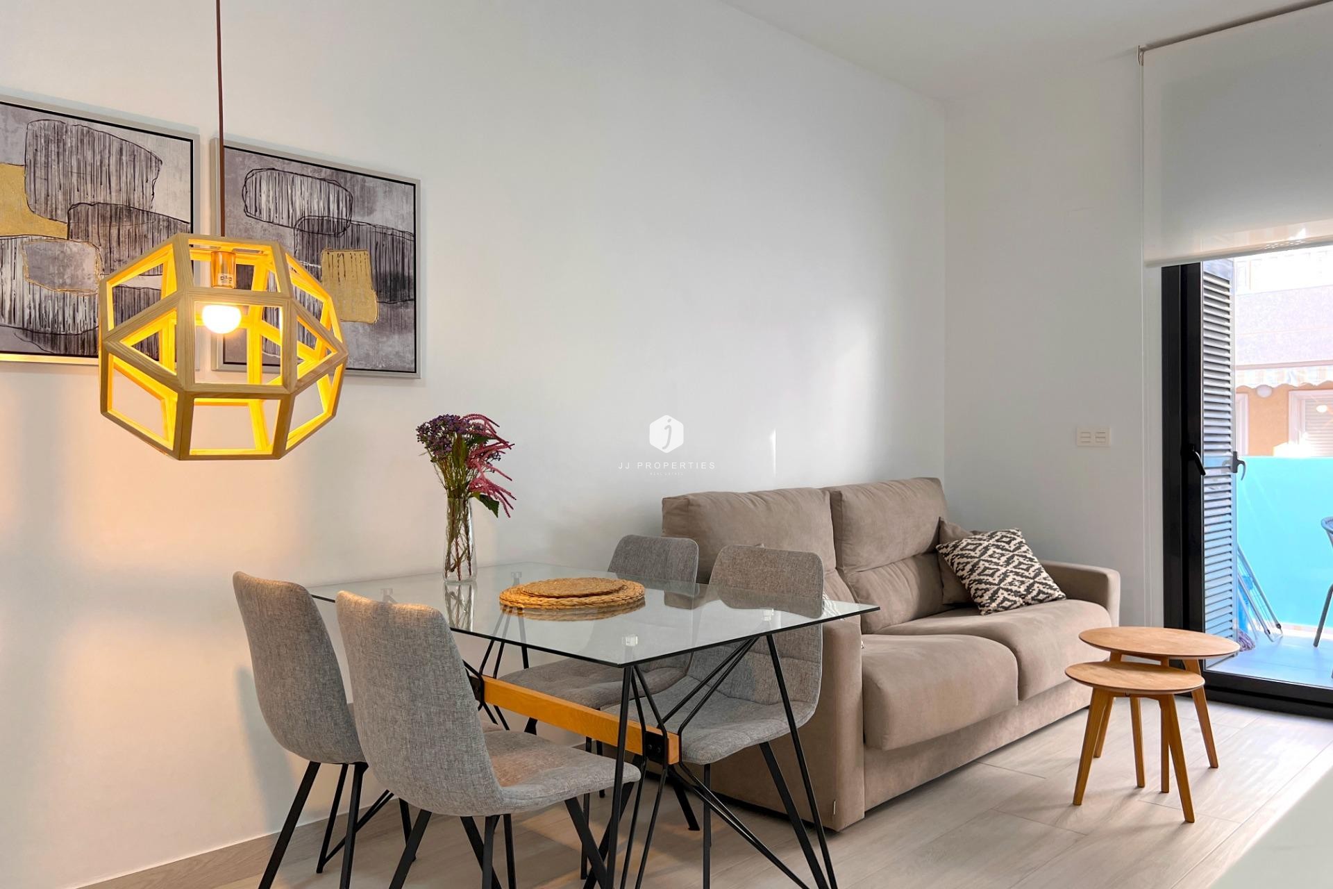 Segunda mano - Apartamento / piso -
Torrevieja - Playa del Cura