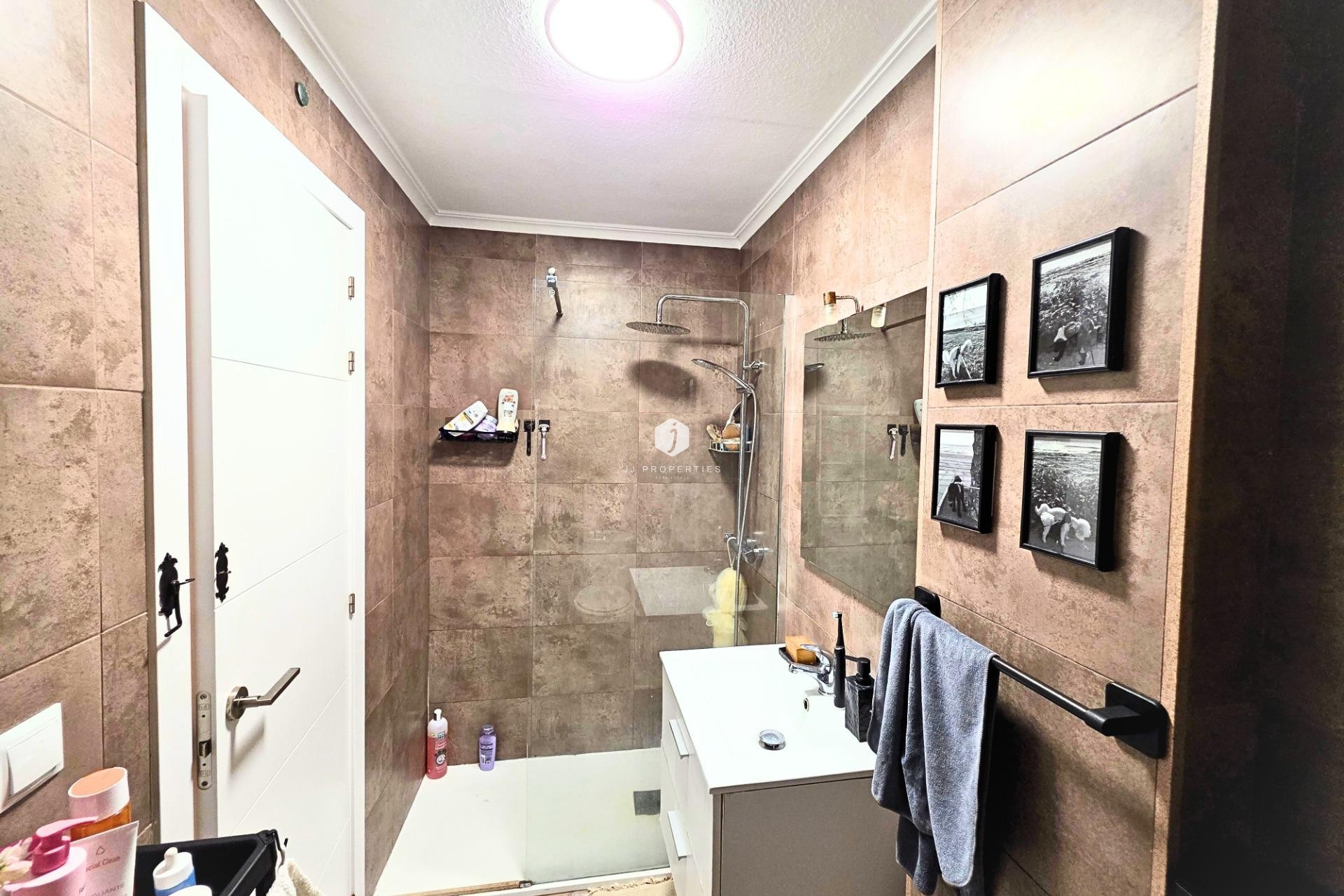 Segunda mano - Apartamento / piso -
Torrevieja - Playa del Cura