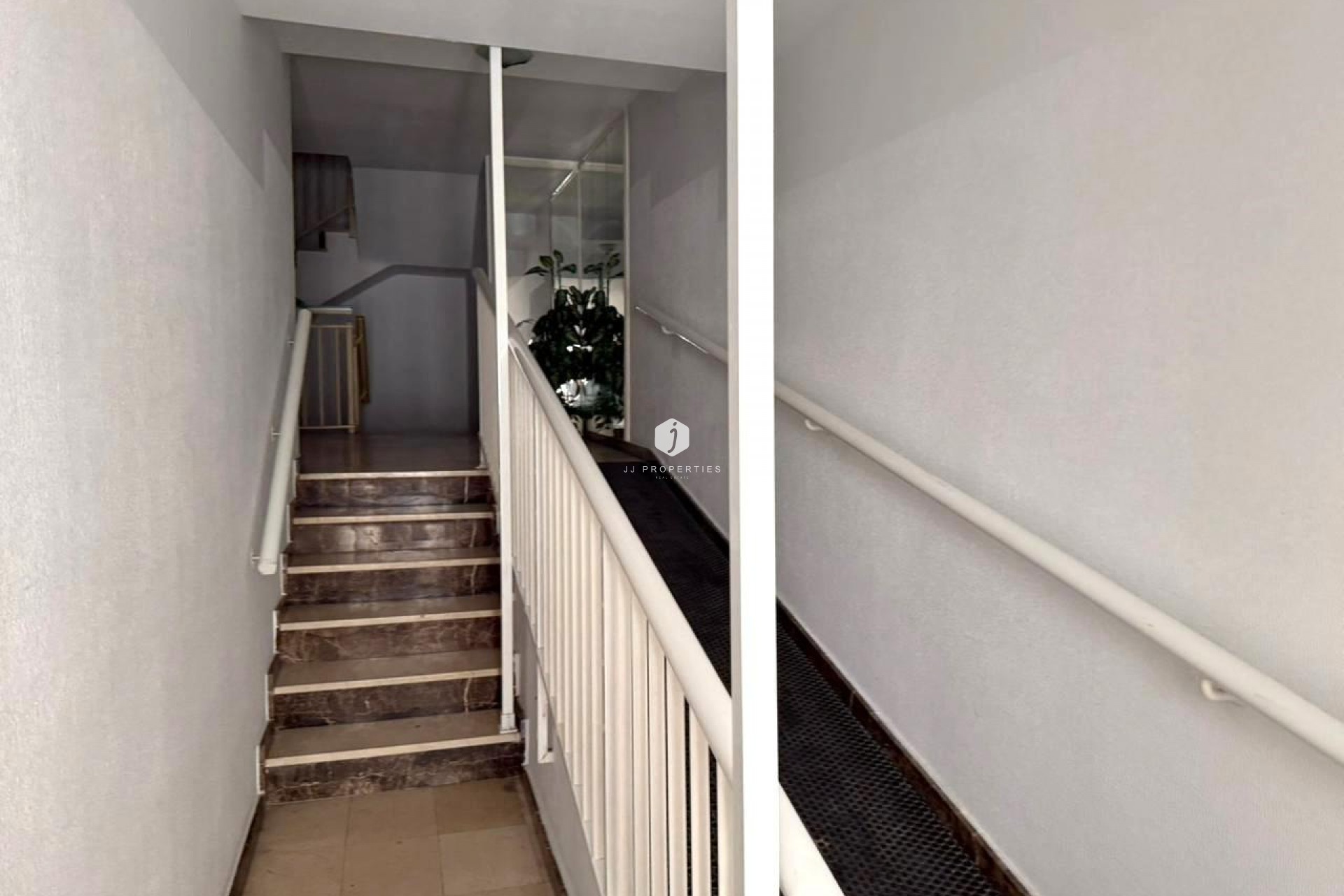 Segunda mano - Apartamento / piso -
Torrevieja - Playa del Cura