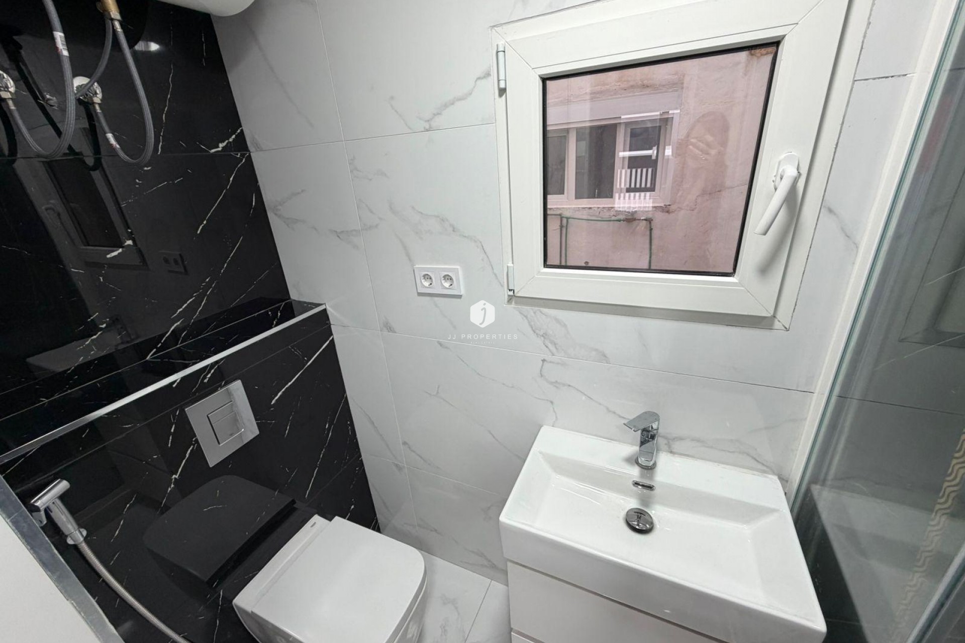 Segunda mano - Apartamento / piso -
Torrevieja - Playa del Cura