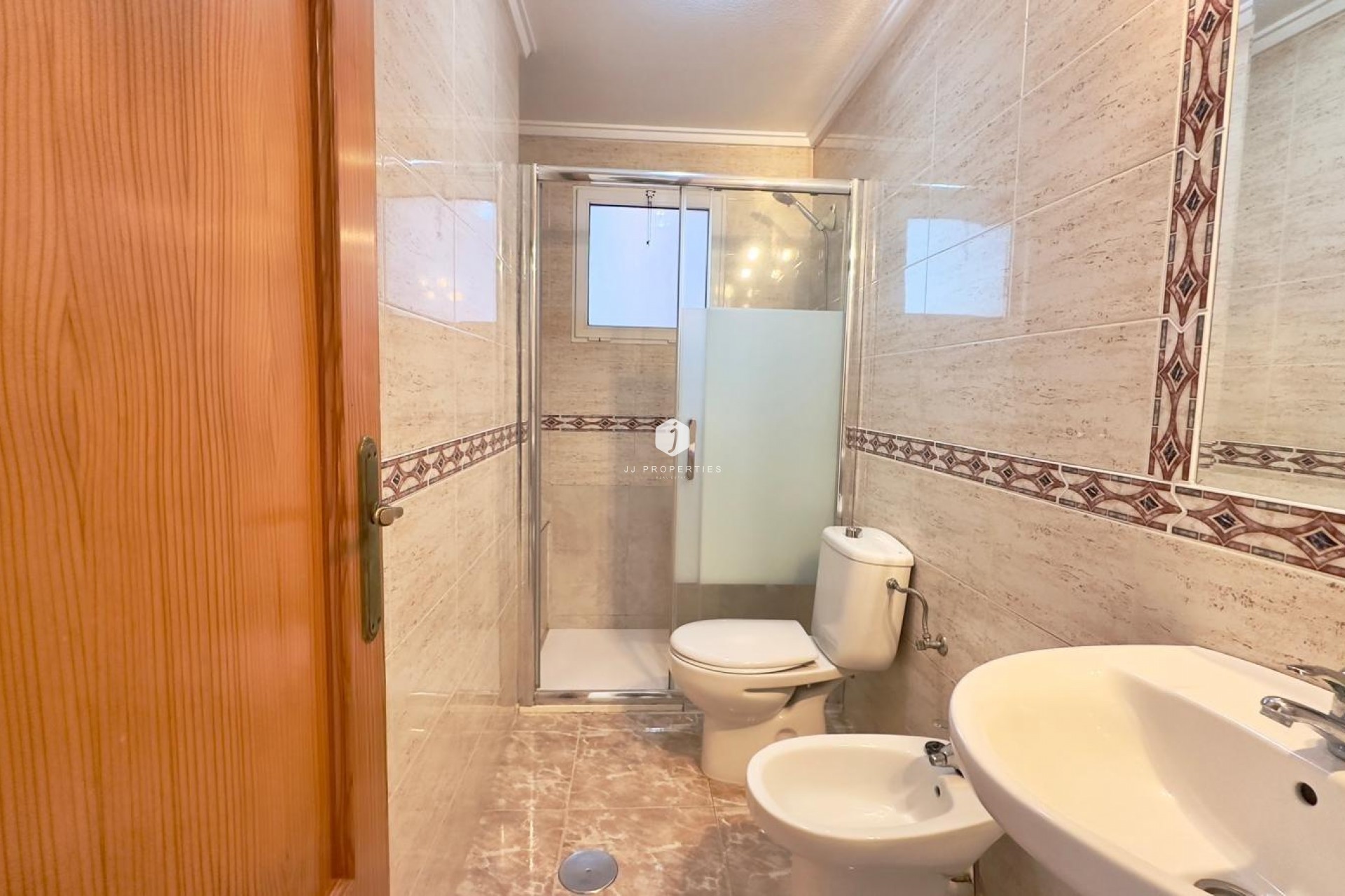 Segunda mano - Apartamento / piso -
Torrevieja - Playa del Cura