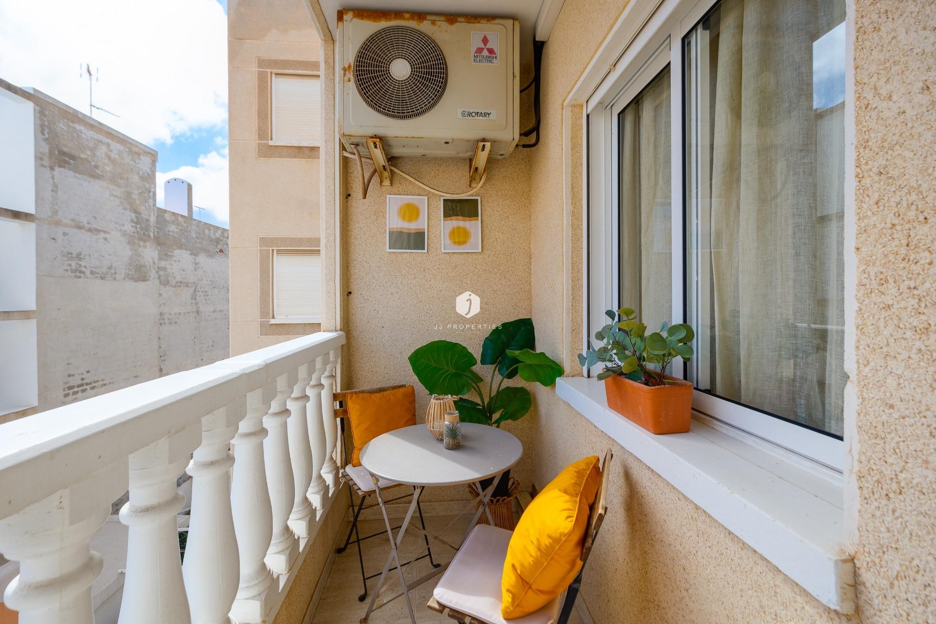 Segunda mano - Apartamento / piso -
Torrevieja - Playa del Cura