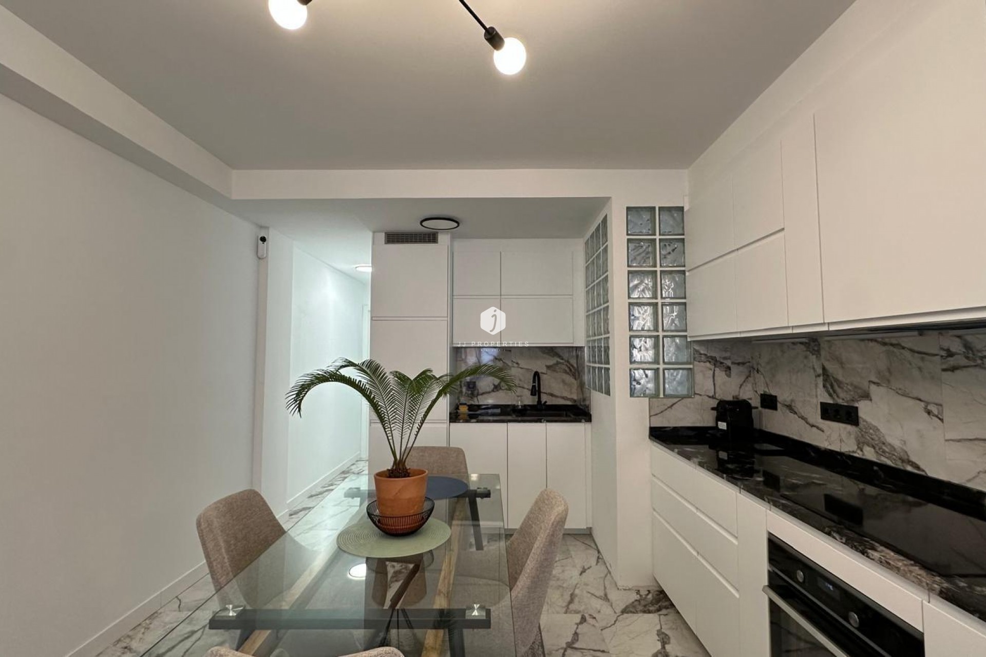 Segunda mano - Apartamento / piso -
Torrevieja - Playa del Cura