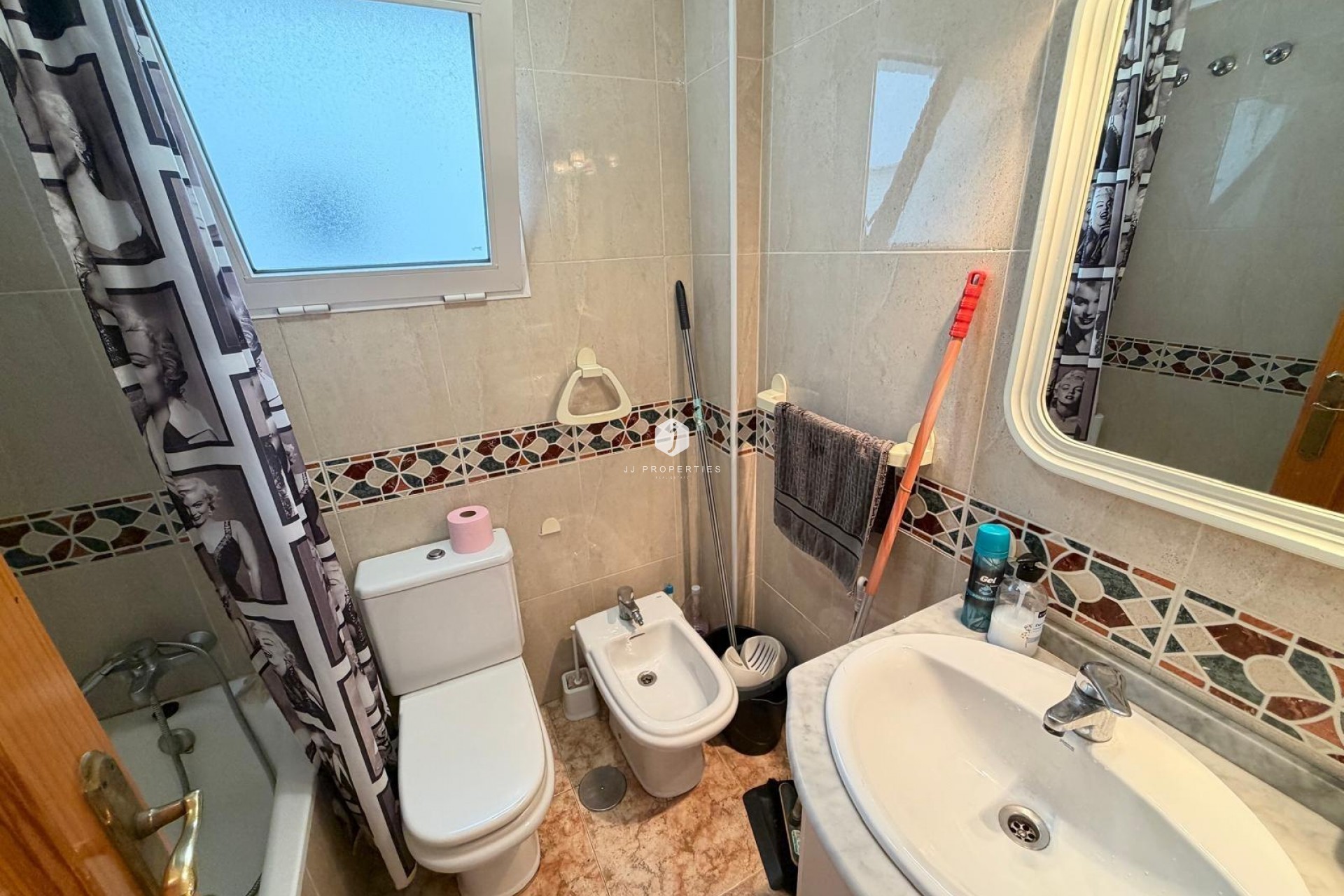 Segunda mano - Apartamento / piso -
Torrevieja - Playa del Cura