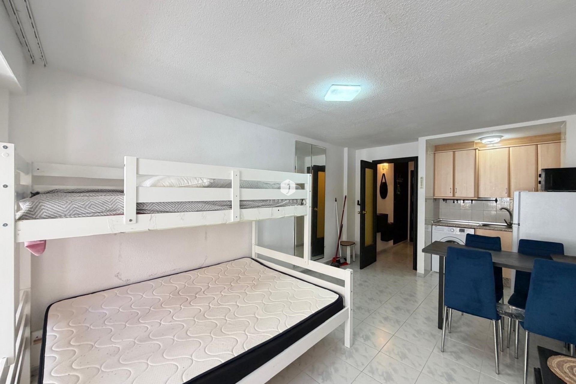 Segunda mano - Apartamento / piso -
Torrevieja - Playa del Cura