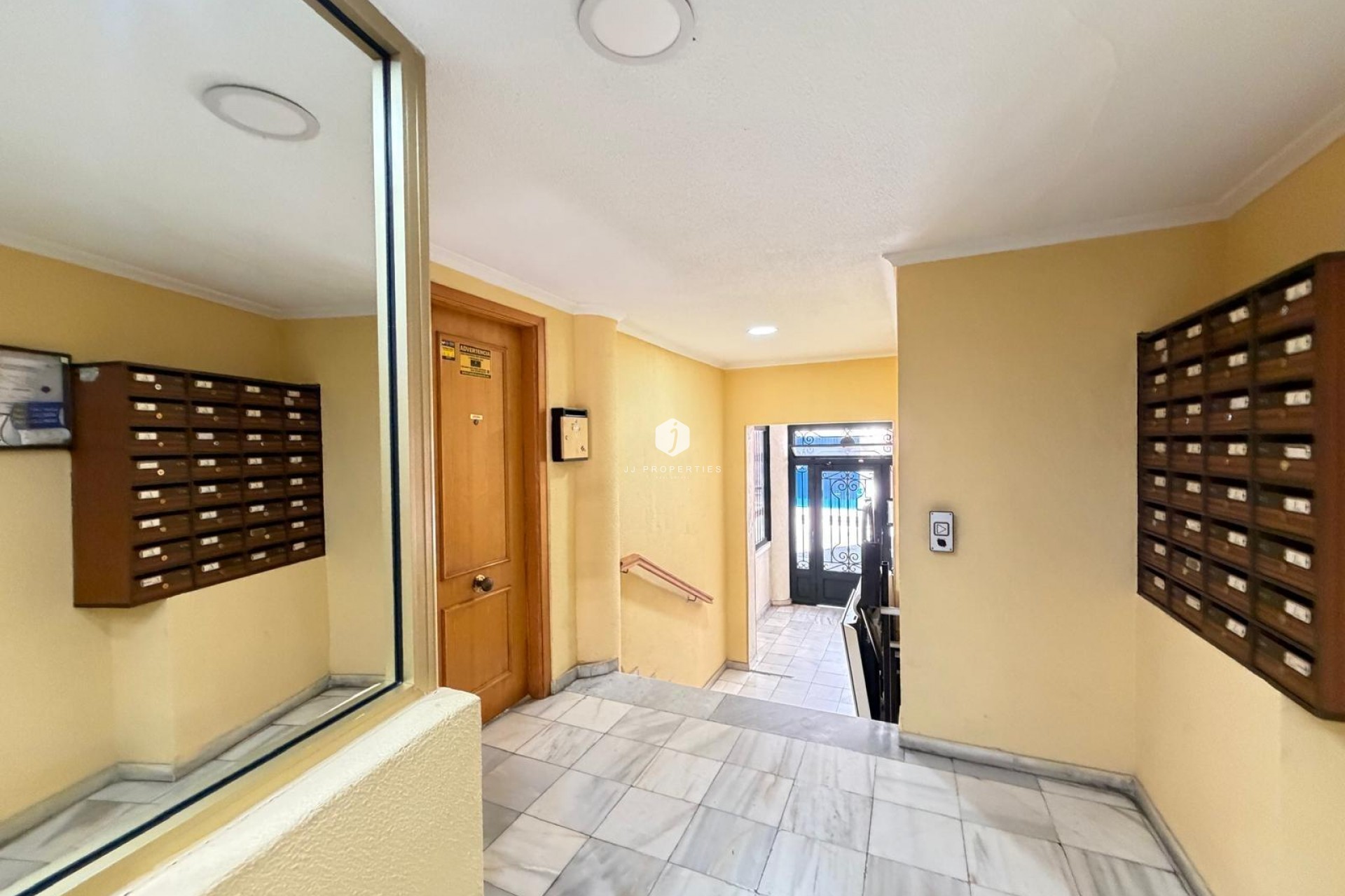 Segunda mano - Apartamento / piso -
Torrevieja - Playa del Cura