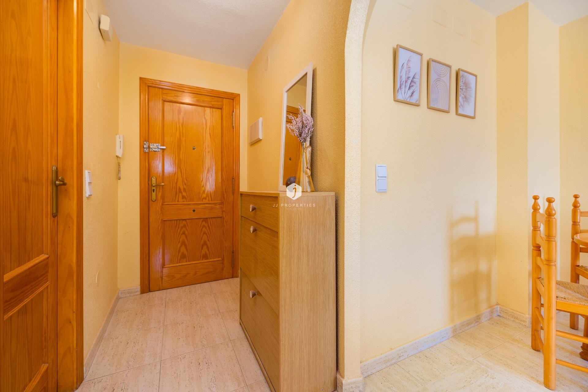 Segunda mano - Apartamento / piso -
Torrevieja - Playa del Cura