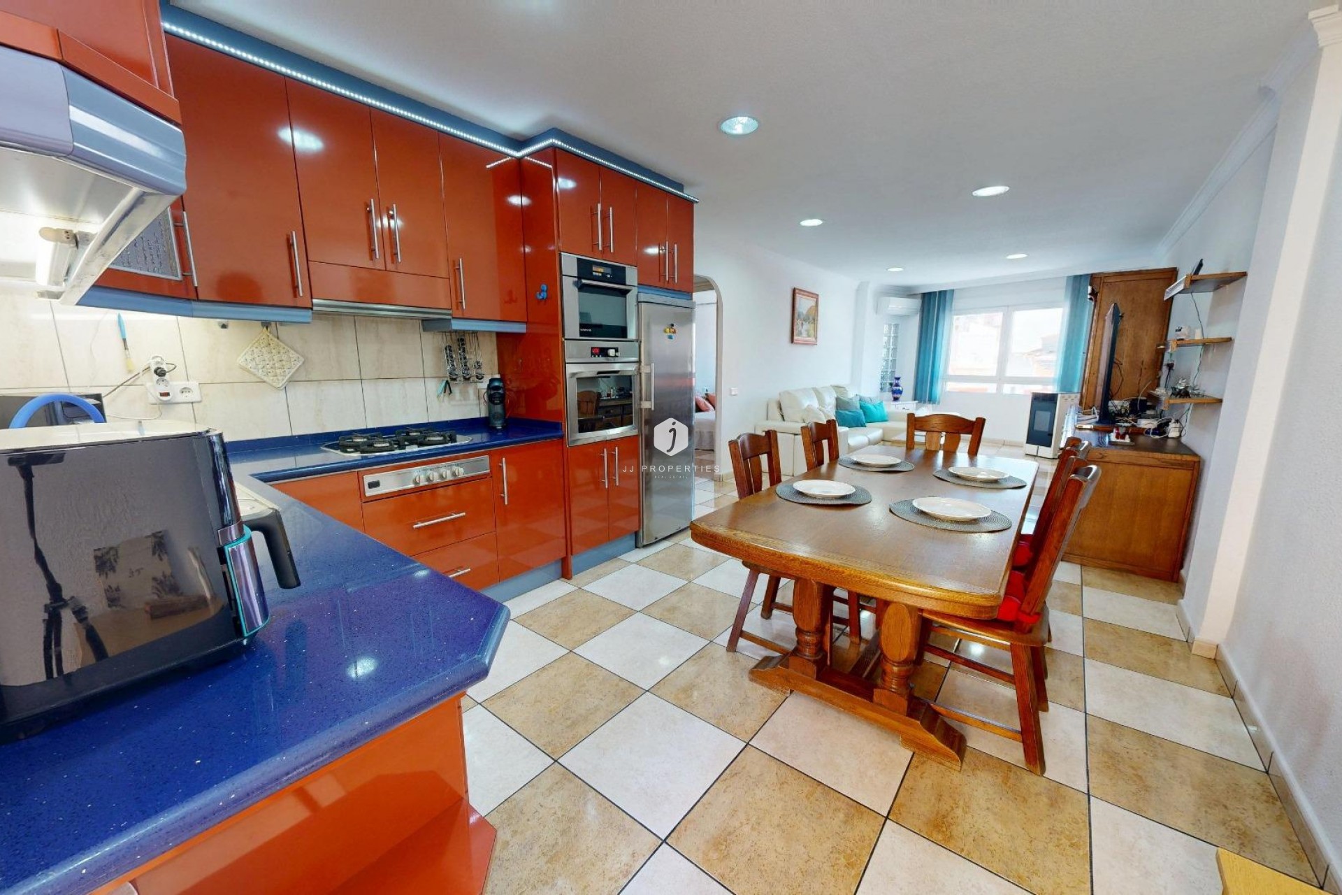 Segunda mano - Apartamento / piso -
Torrevieja - Puerto Deportivo Marina Salinas