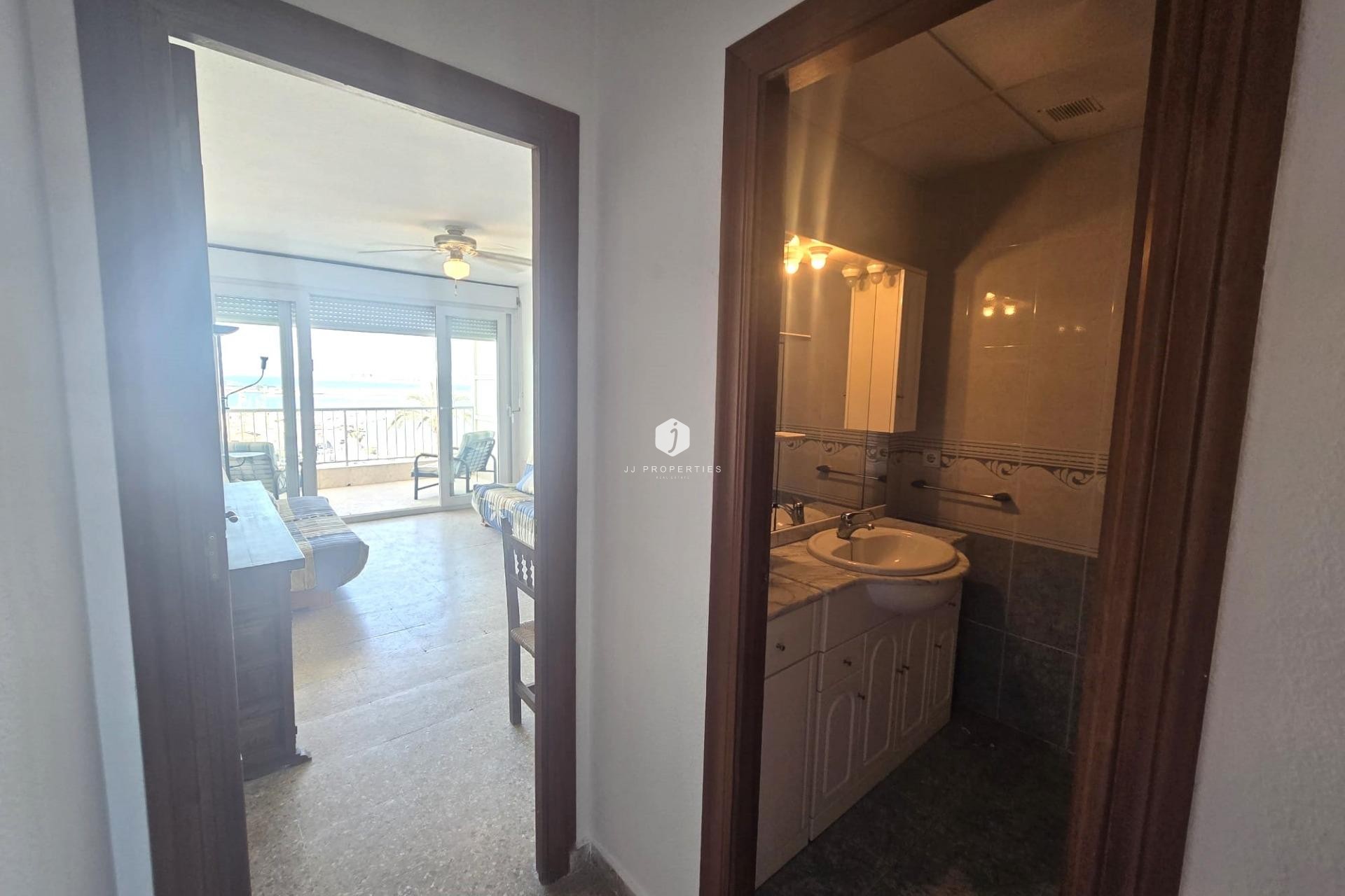 Segunda mano - Apartamento / piso -
Torrevieja - Puerto Deportivo Marina Salinas