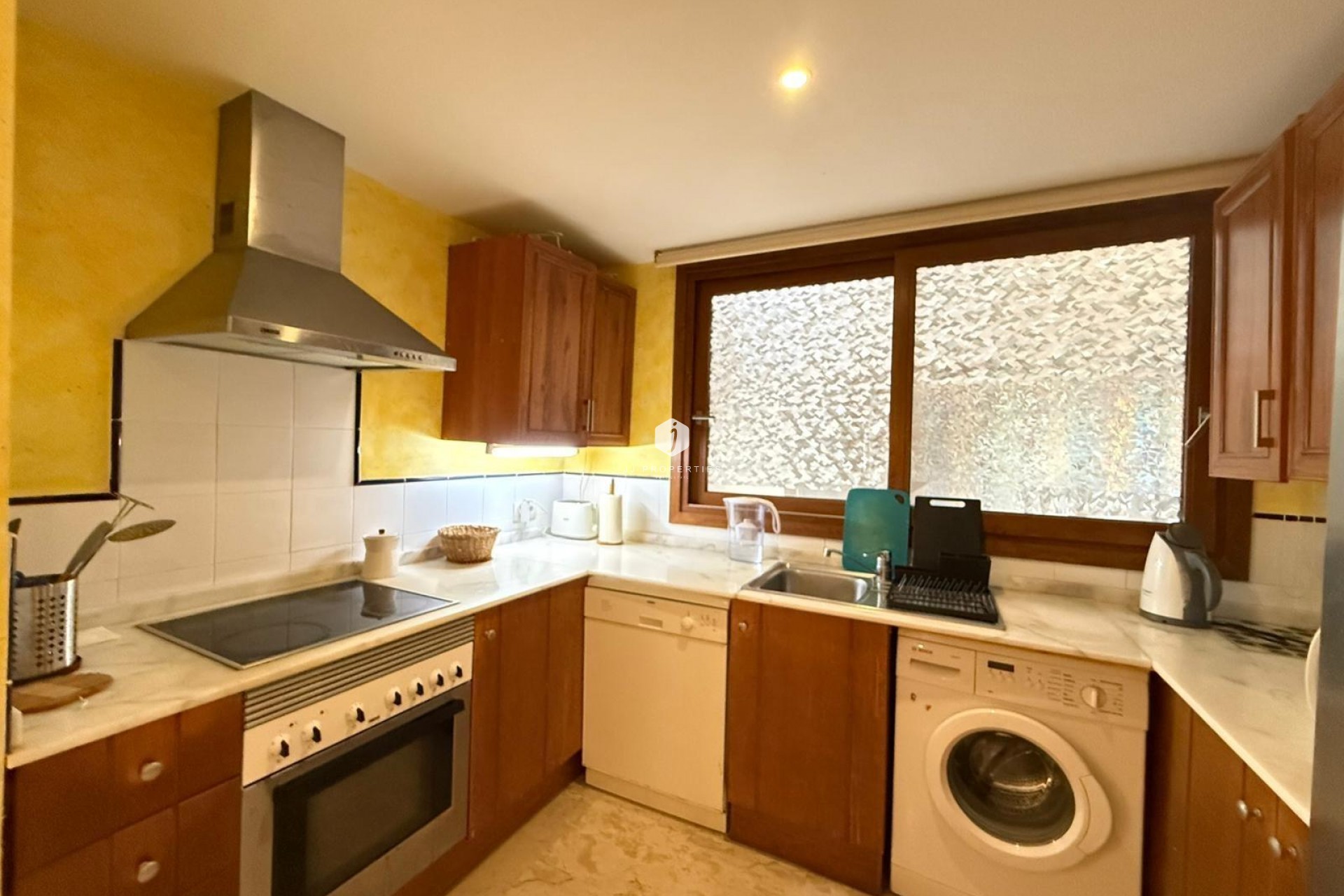 Segunda mano - Apartamento / piso -
Torrevieja - Punta prima