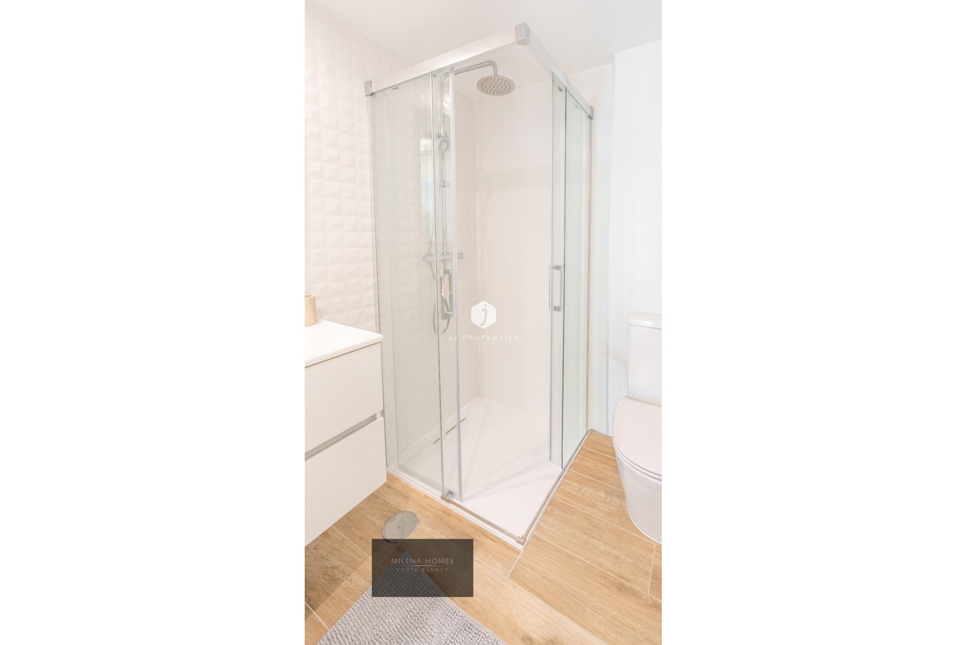 Segunda mano - Apartamento / piso -
Torrevieja - Punta prima