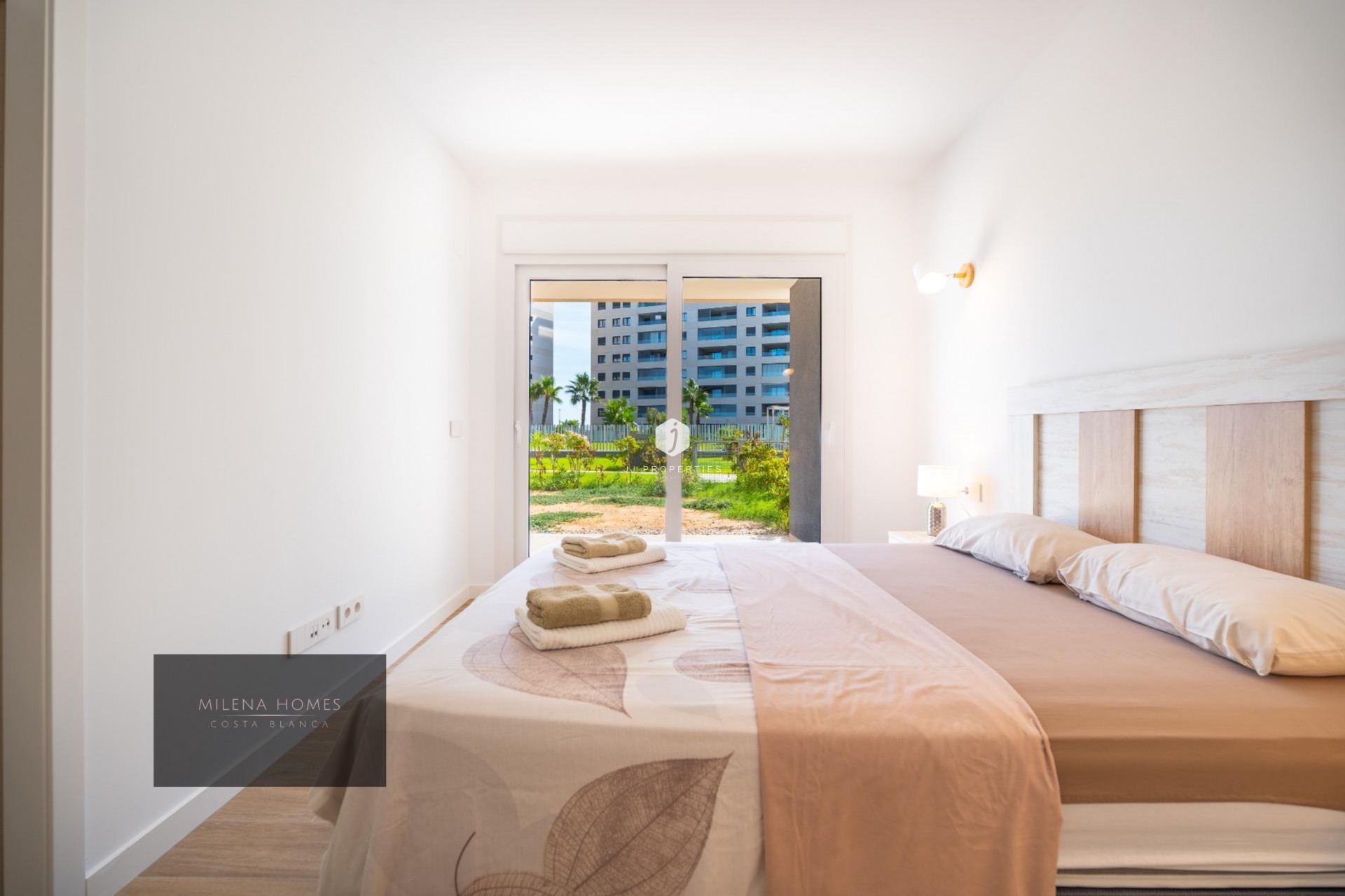 Segunda mano - Apartamento / piso -
Torrevieja - Punta prima