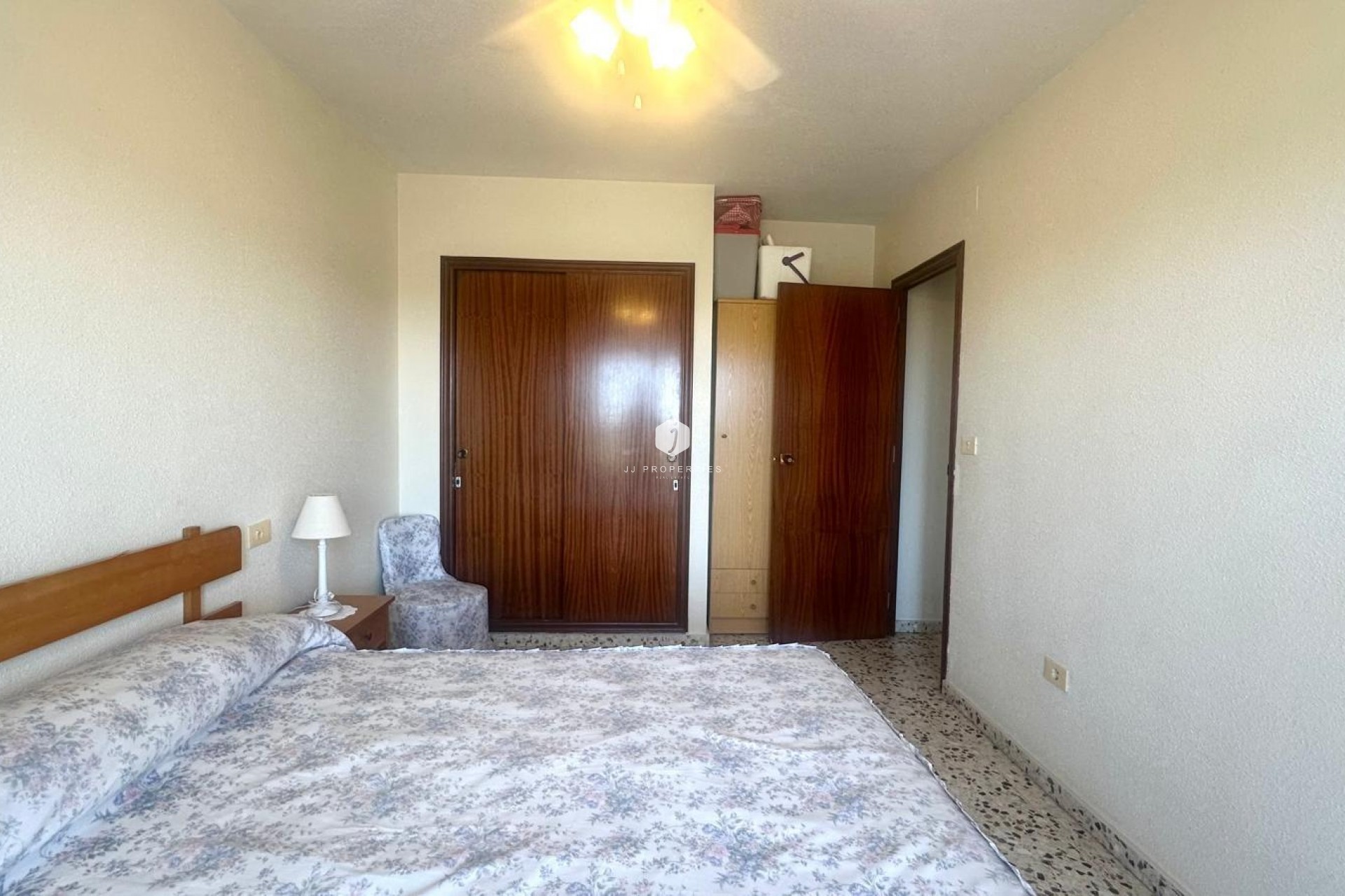 Segunda mano - Apartamento / piso -
Torrevieja - Punta prima