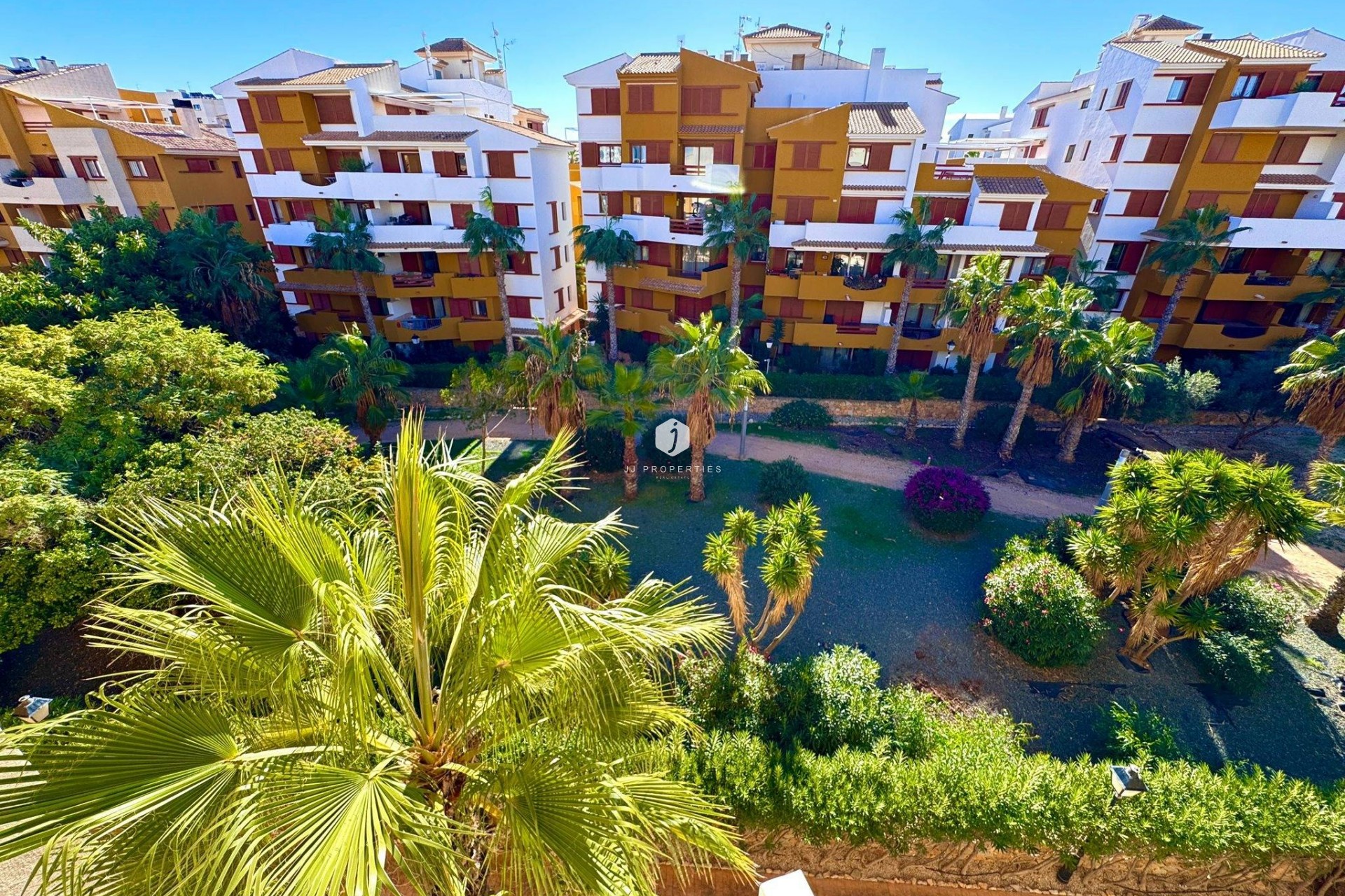 Segunda mano - Apartamento / piso -
Torrevieja - Punta prima