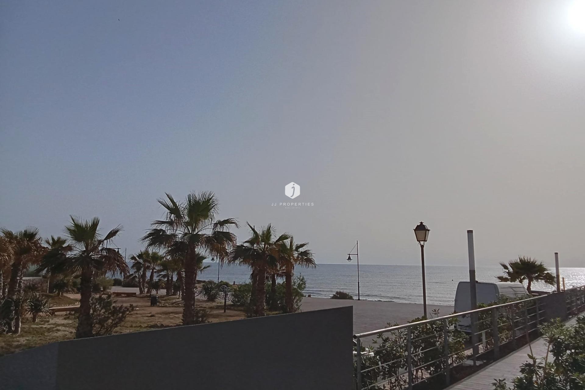 Segunda mano - Apartamento / piso -
Torrevieja - Punta prima