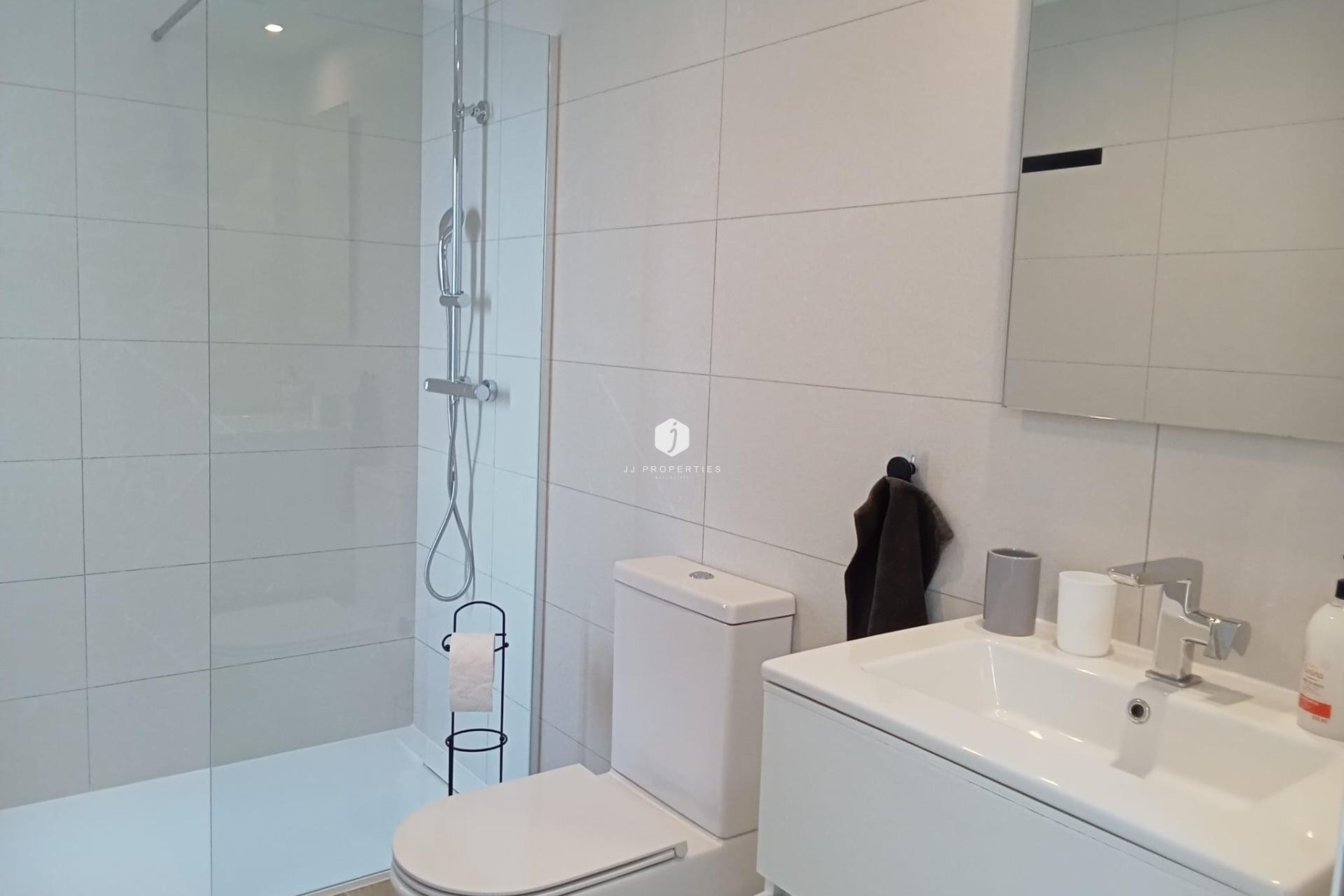 Segunda mano - Apartamento / piso -
Torrevieja - Punta prima