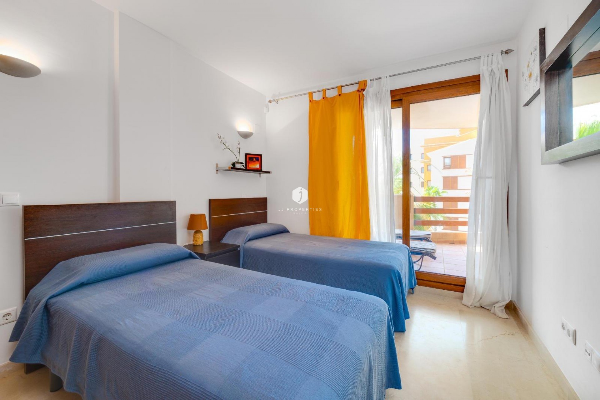 Segunda mano - Apartamento / piso -
Torrevieja - Punta prima