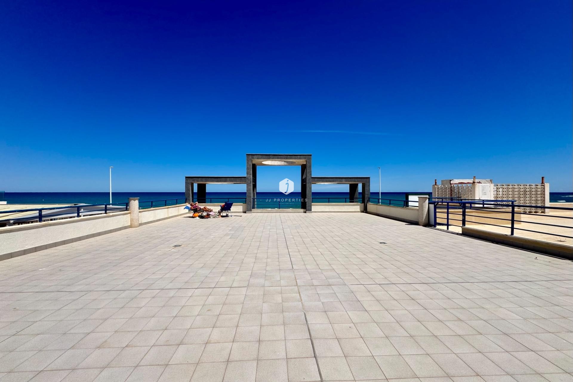 Segunda mano - Apartamento / piso -
Torrevieja - Torre la mata