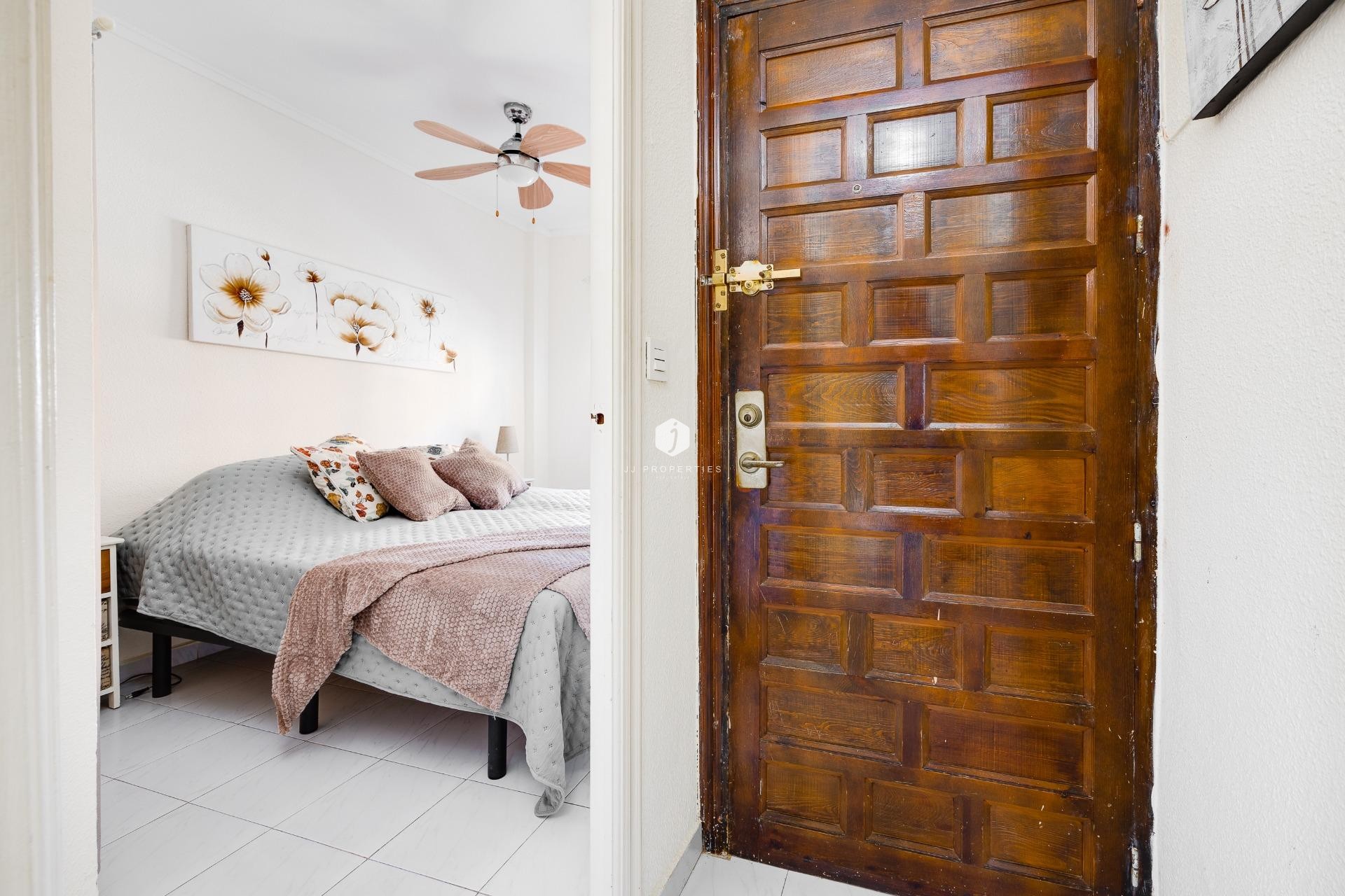 Segunda mano - Apartamento / piso -
Torrevieja - Torreblanca