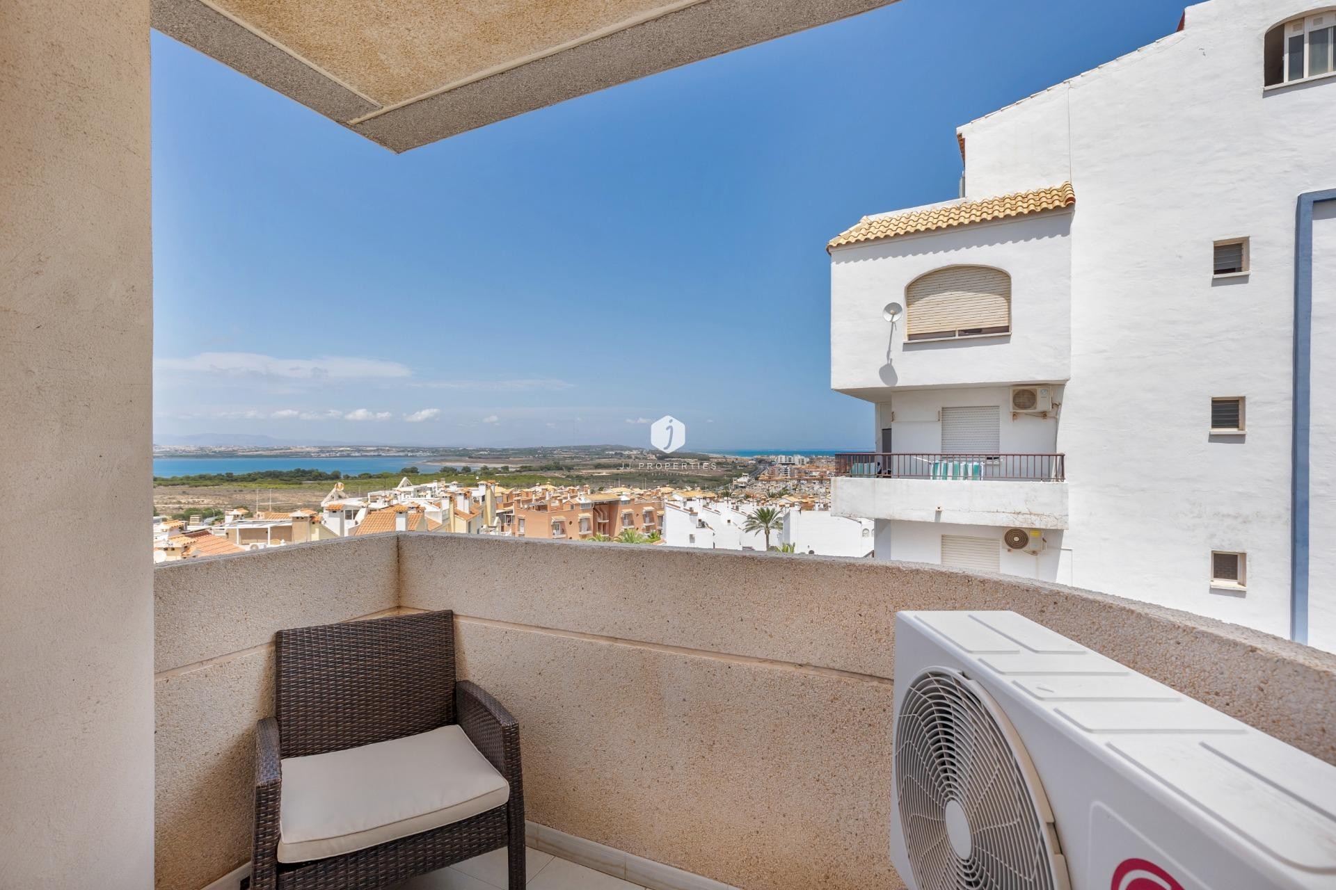 Segunda mano - Apartamento / piso -
Torrevieja - Torreblanca