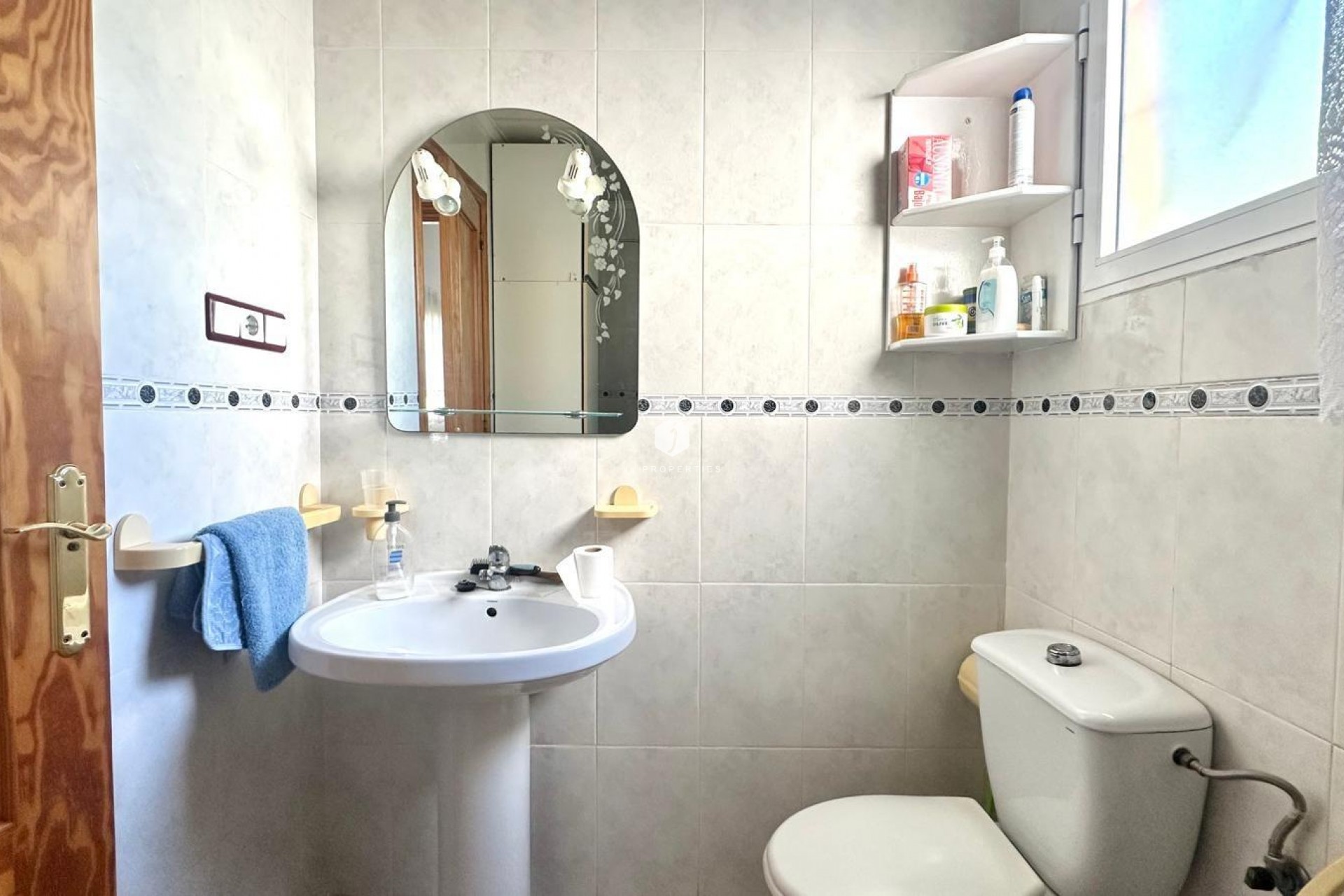 Segunda mano - Apartamento / piso -
Torrevieja - Torreblanca