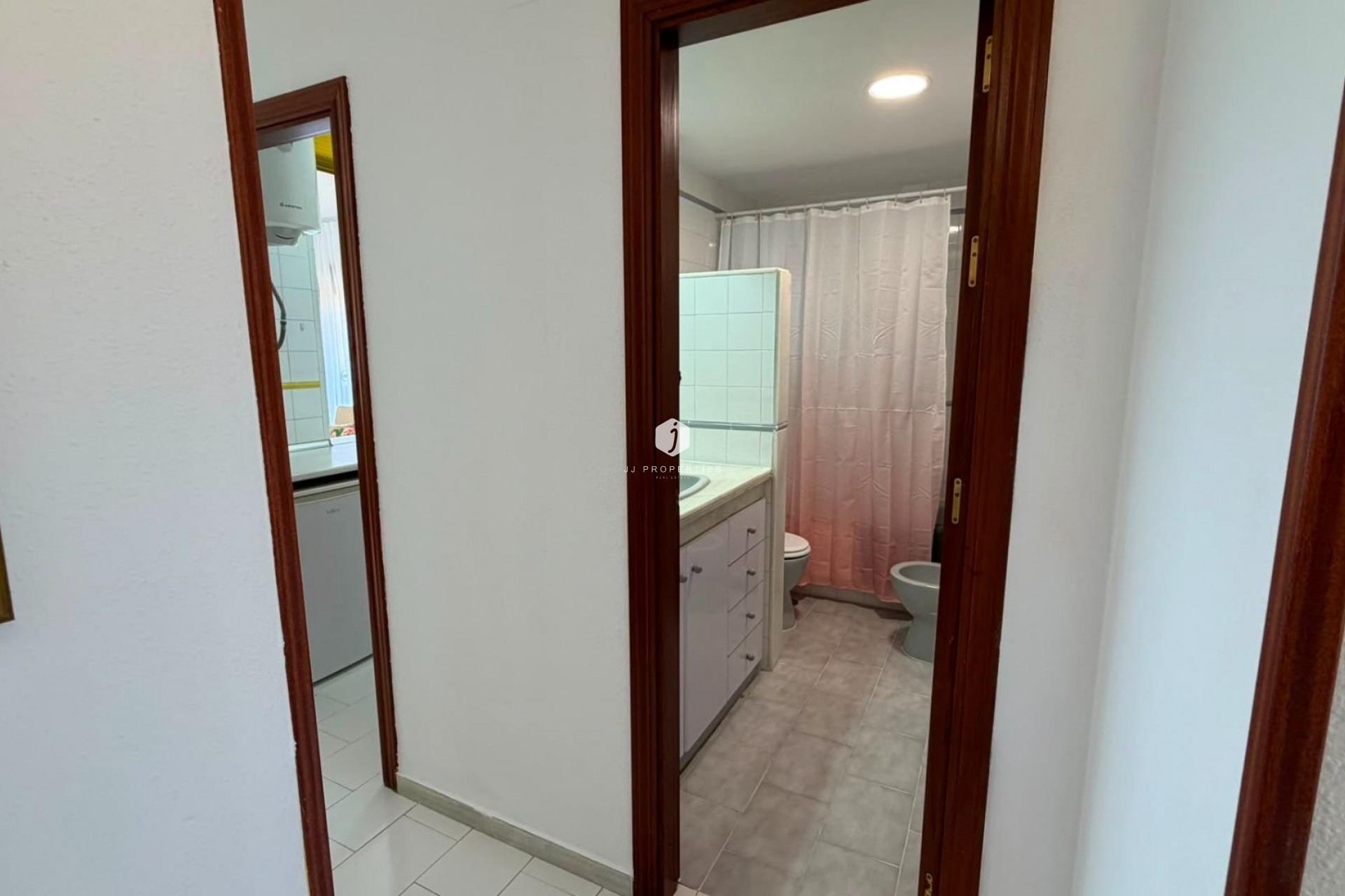 Segunda mano - Apartamento / piso -
Torrevieja - Torreblanca