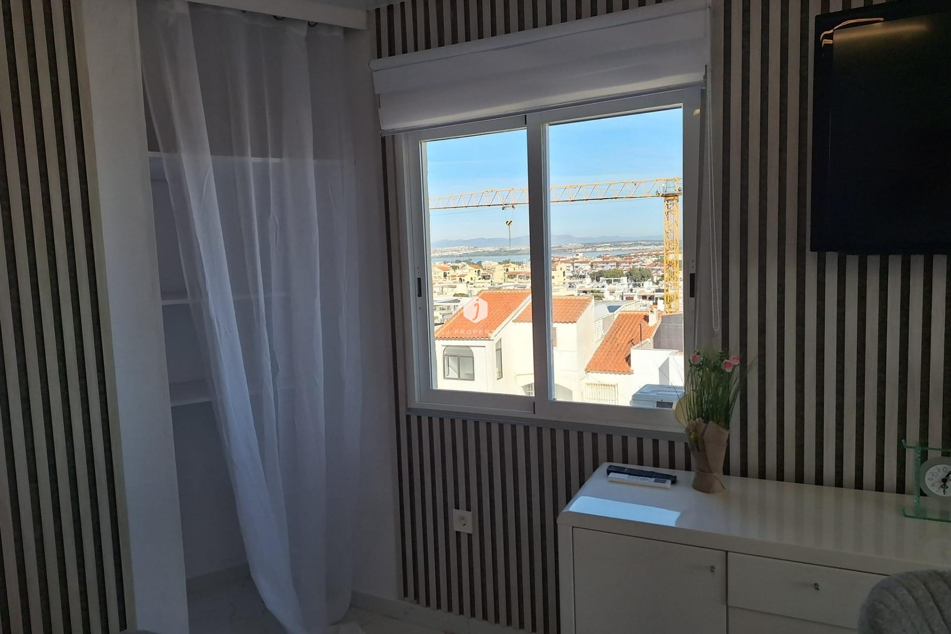 Segunda mano - Apartamento / piso -
Torrevieja - Torrejón