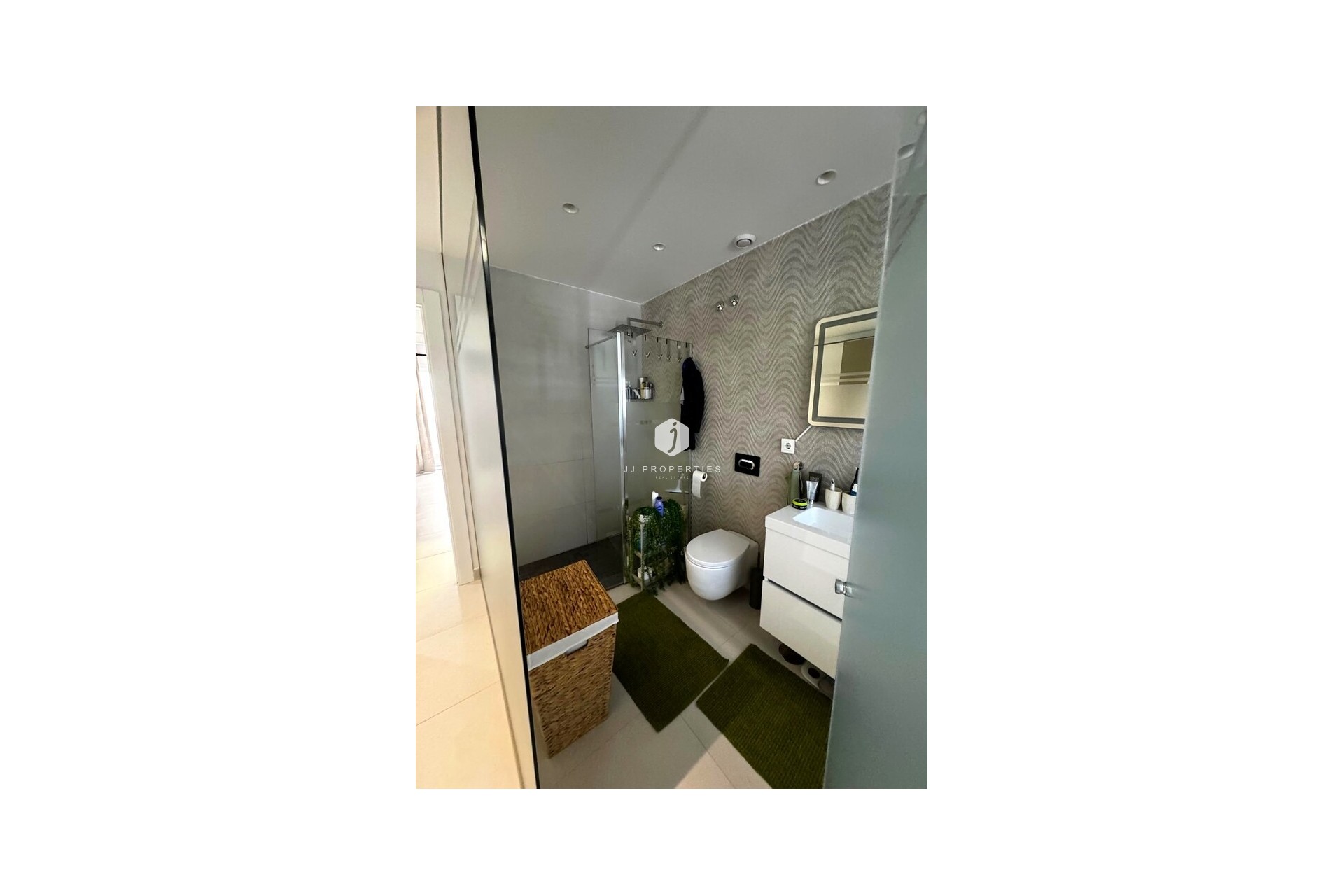 Segunda mano - Apartamento / piso -
Torrevieja - Torreta Florida