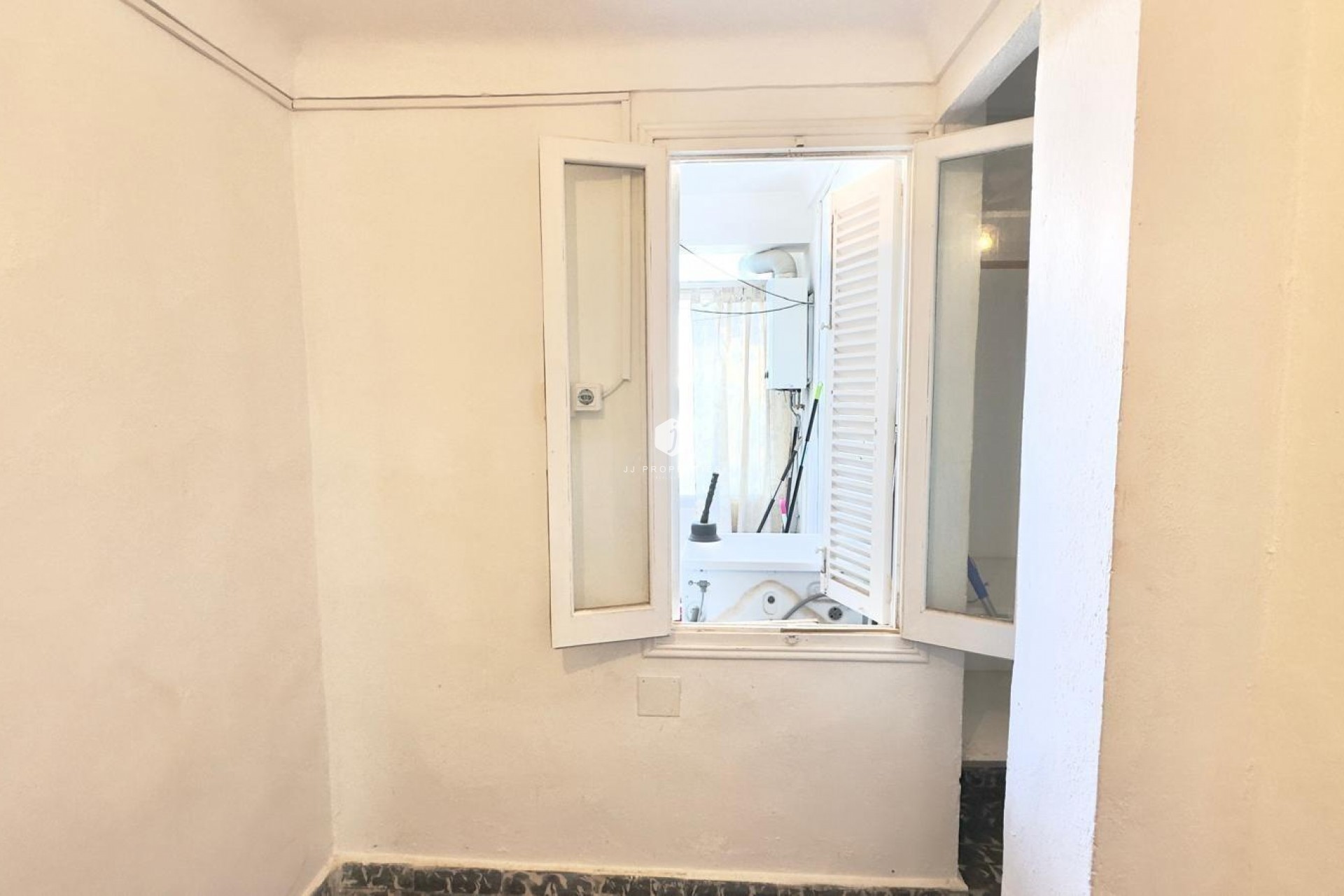 Segunda mano - Apartamento / piso -
Torrevieja - Zona Los Frutales